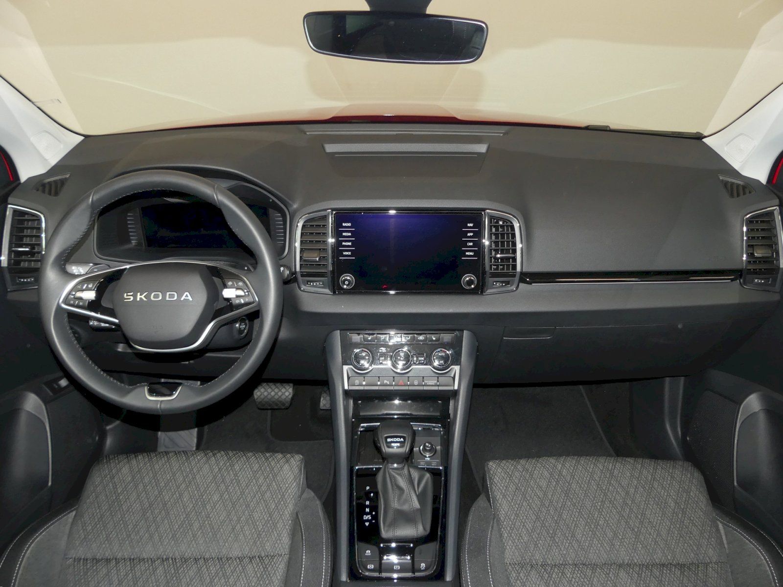 Škoda Karoq, Top Selection DSG 4x4 2.0TDI 1 - fotka 5