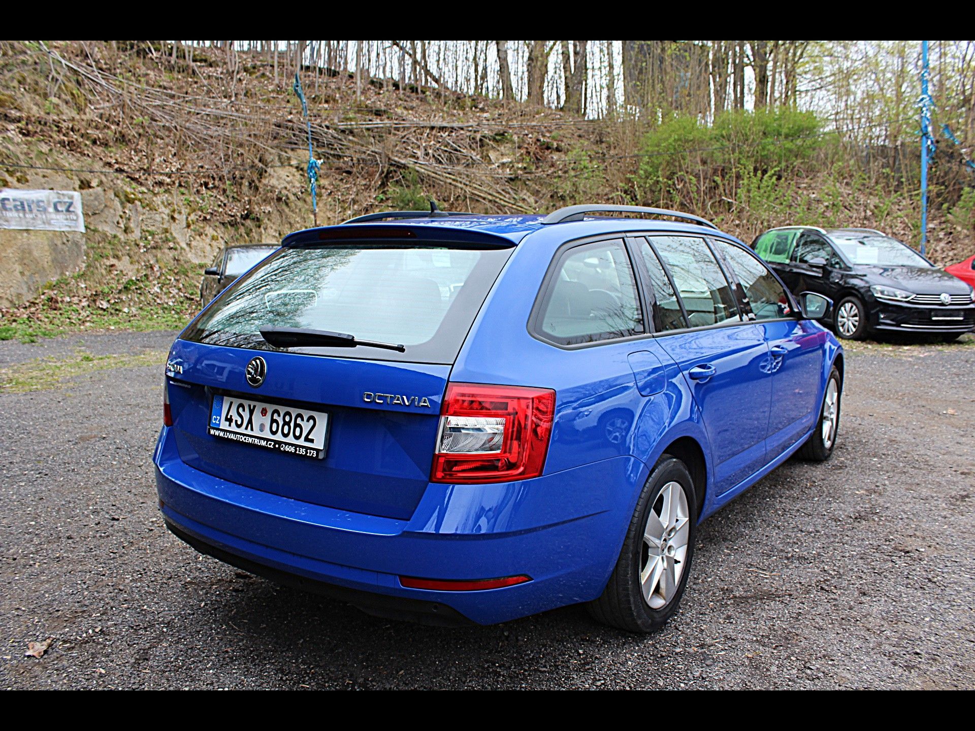 Škoda Octavia, Kombi III. FL 1.6 TDi 85 kW - fotka 6