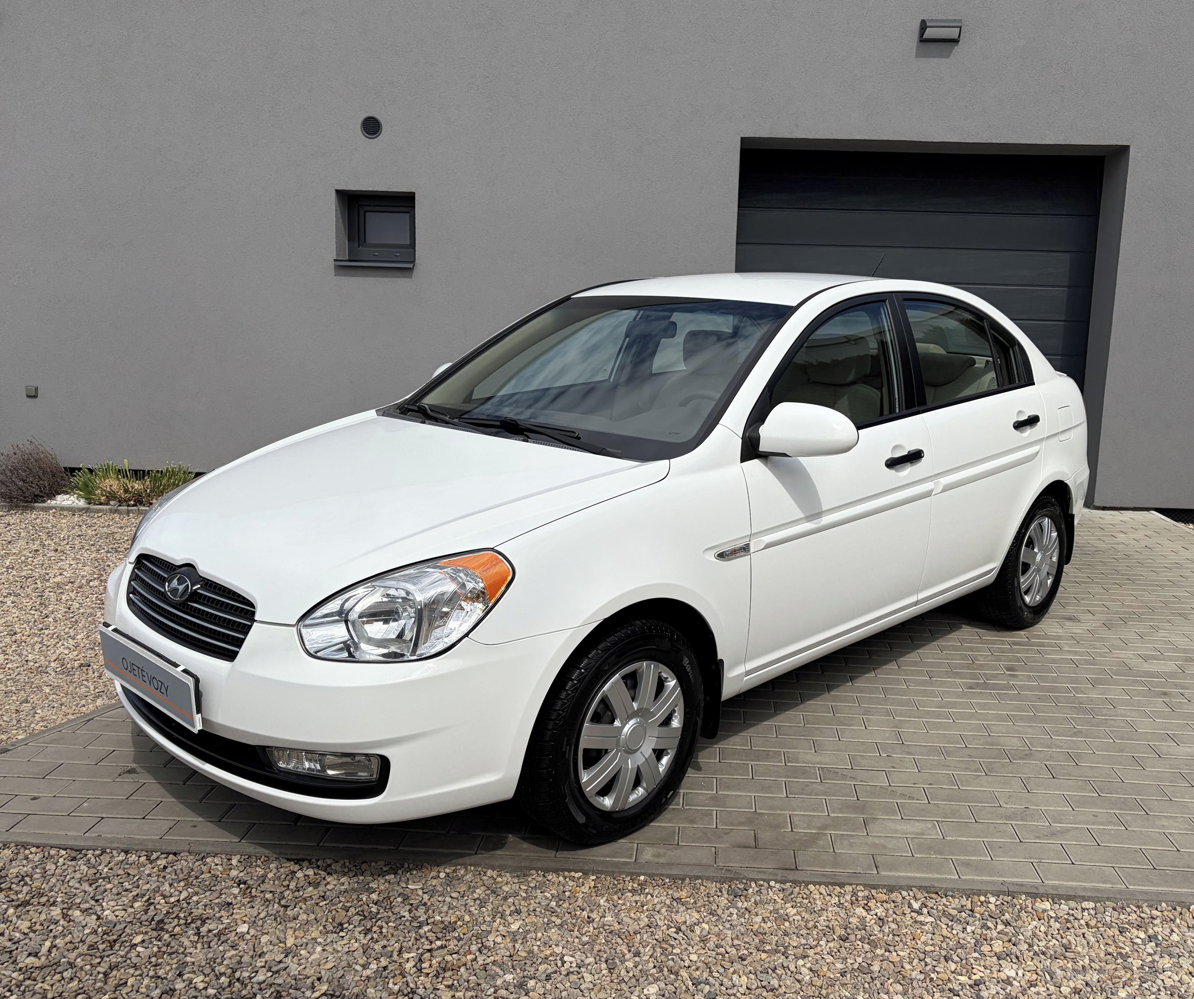 Hyundai Accent, 1.4i 71KW, Klima, Serviska