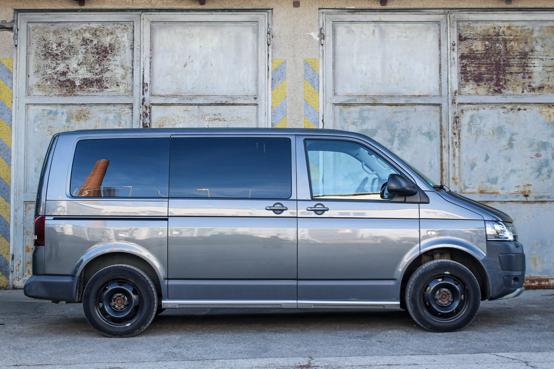 Volkswagen Multivan - fotka 4