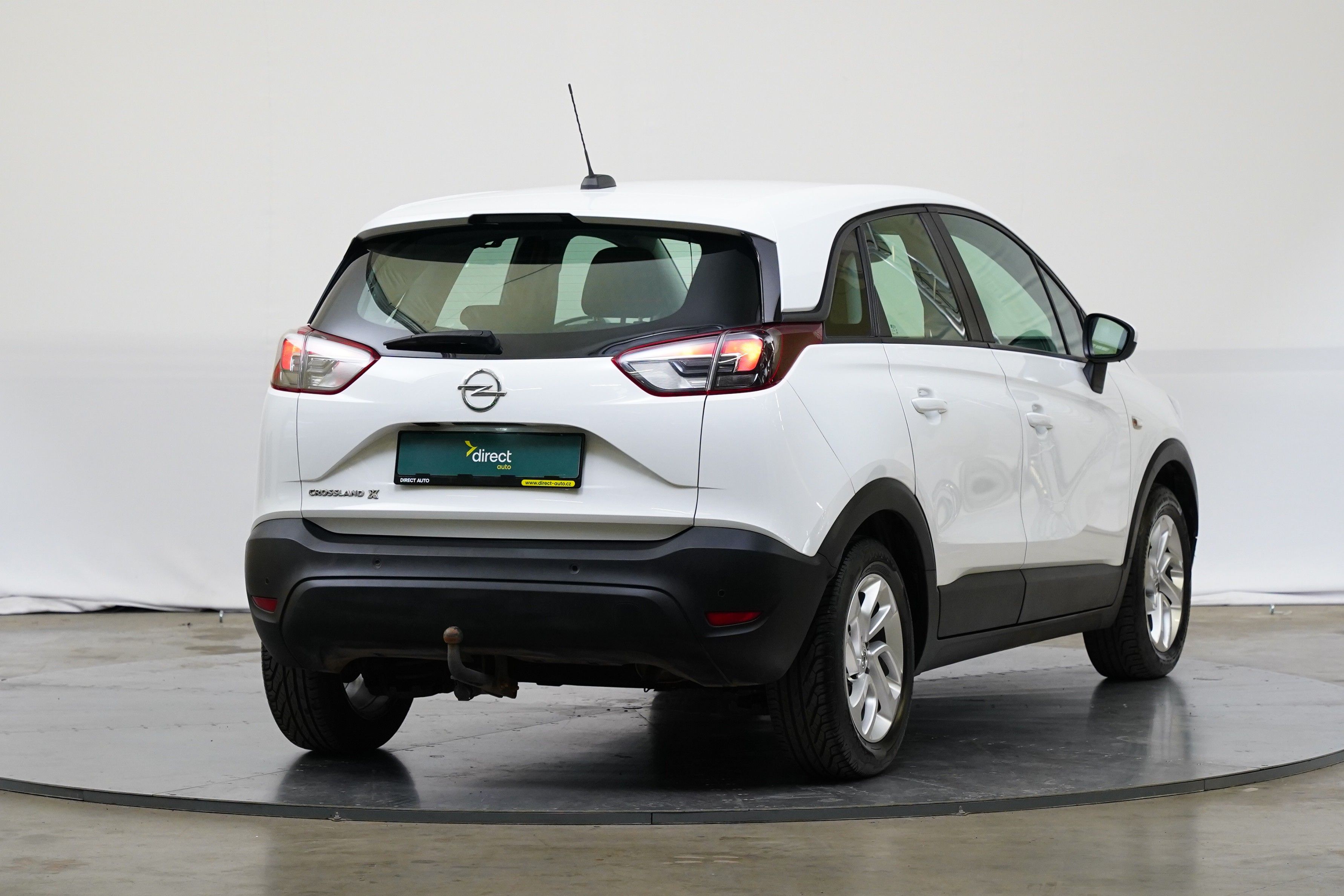 Opel Crossland X, 1.2i 60 kW Edition - fotka 2