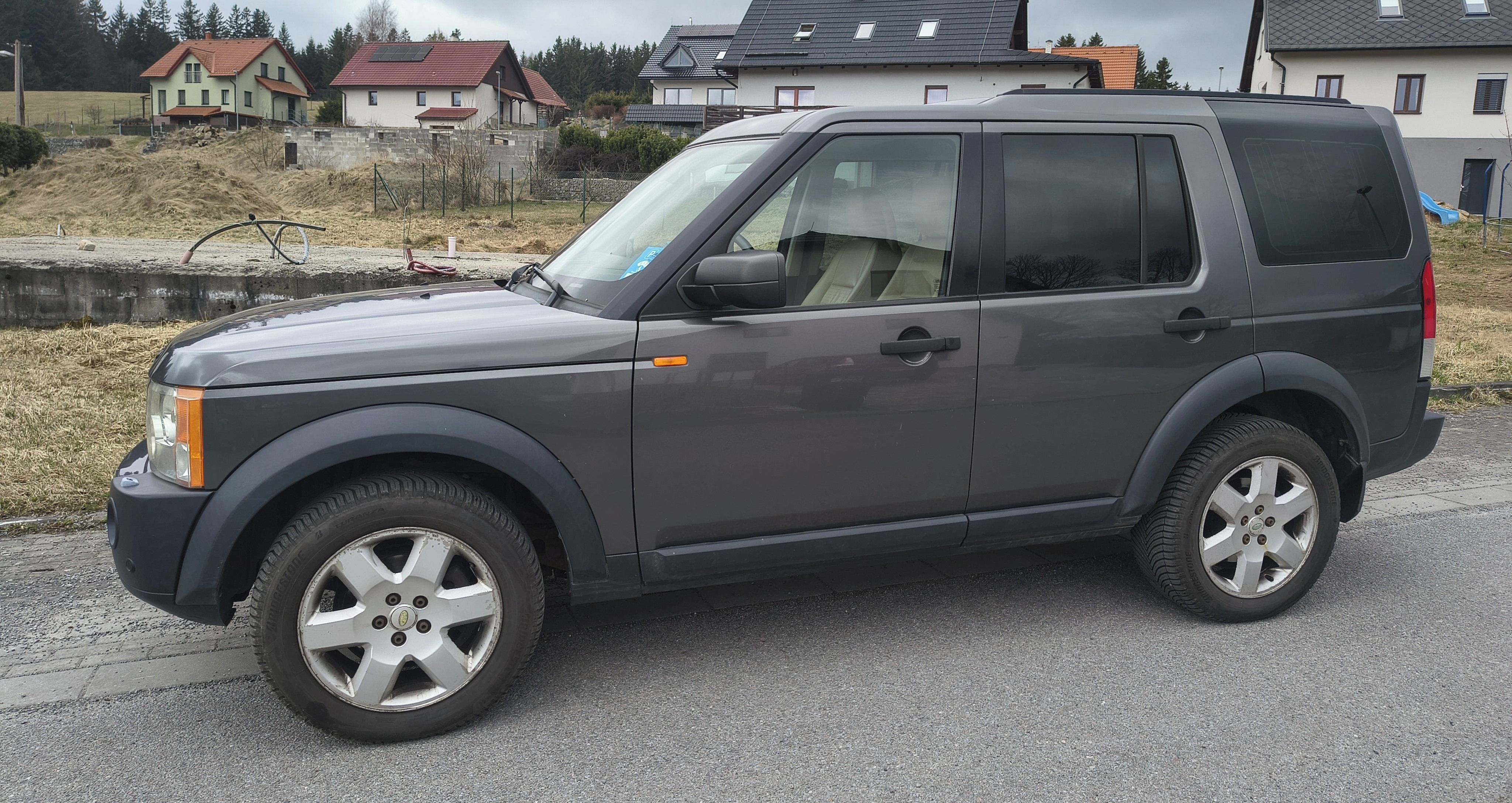 Land Rover Discovery, HSE 2.7 TDV6, 260 000 Km