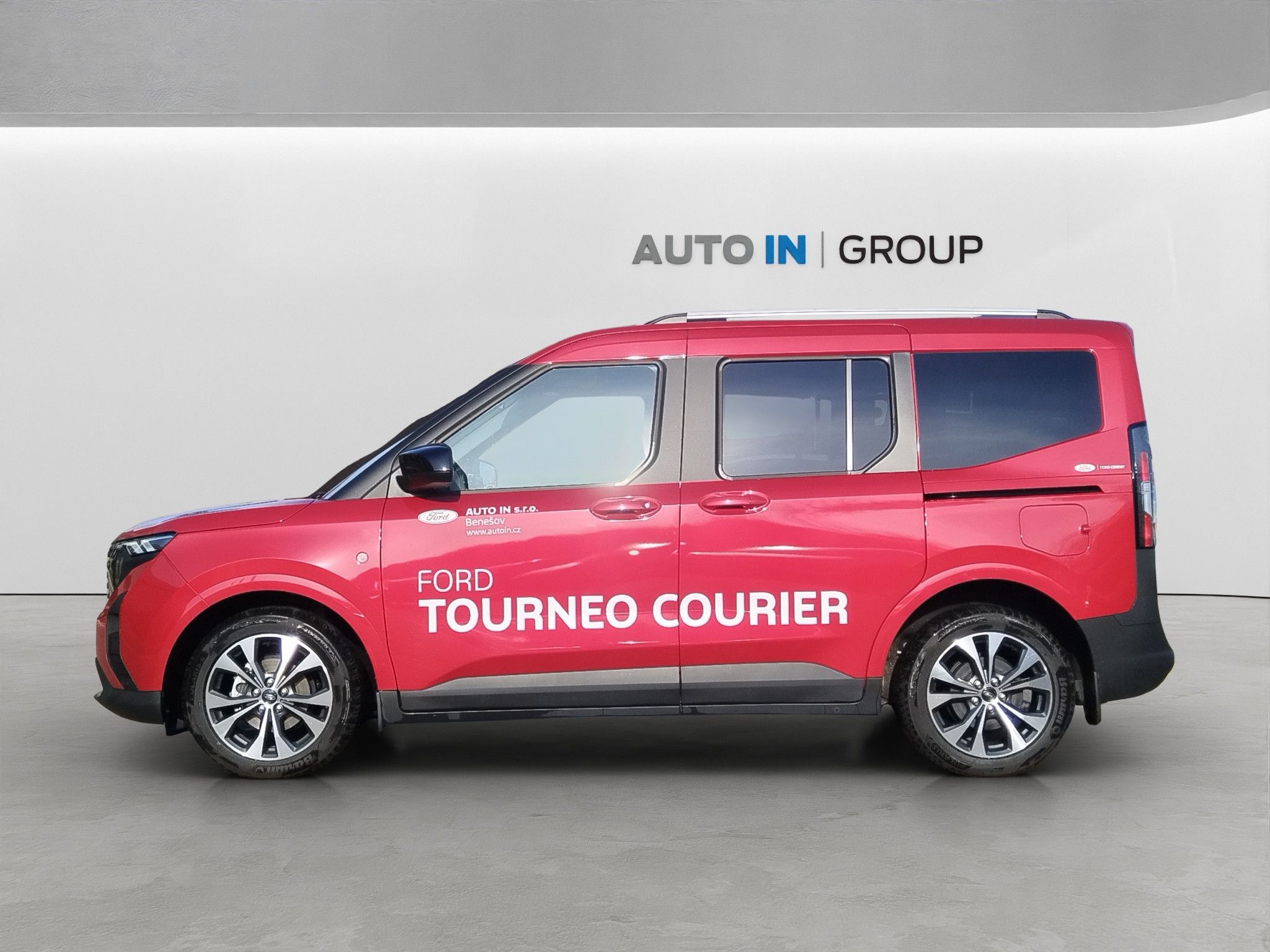 Ford Tourneo Courier, Titanium 1,0 EcoBoost 92kW, př - fotka 3