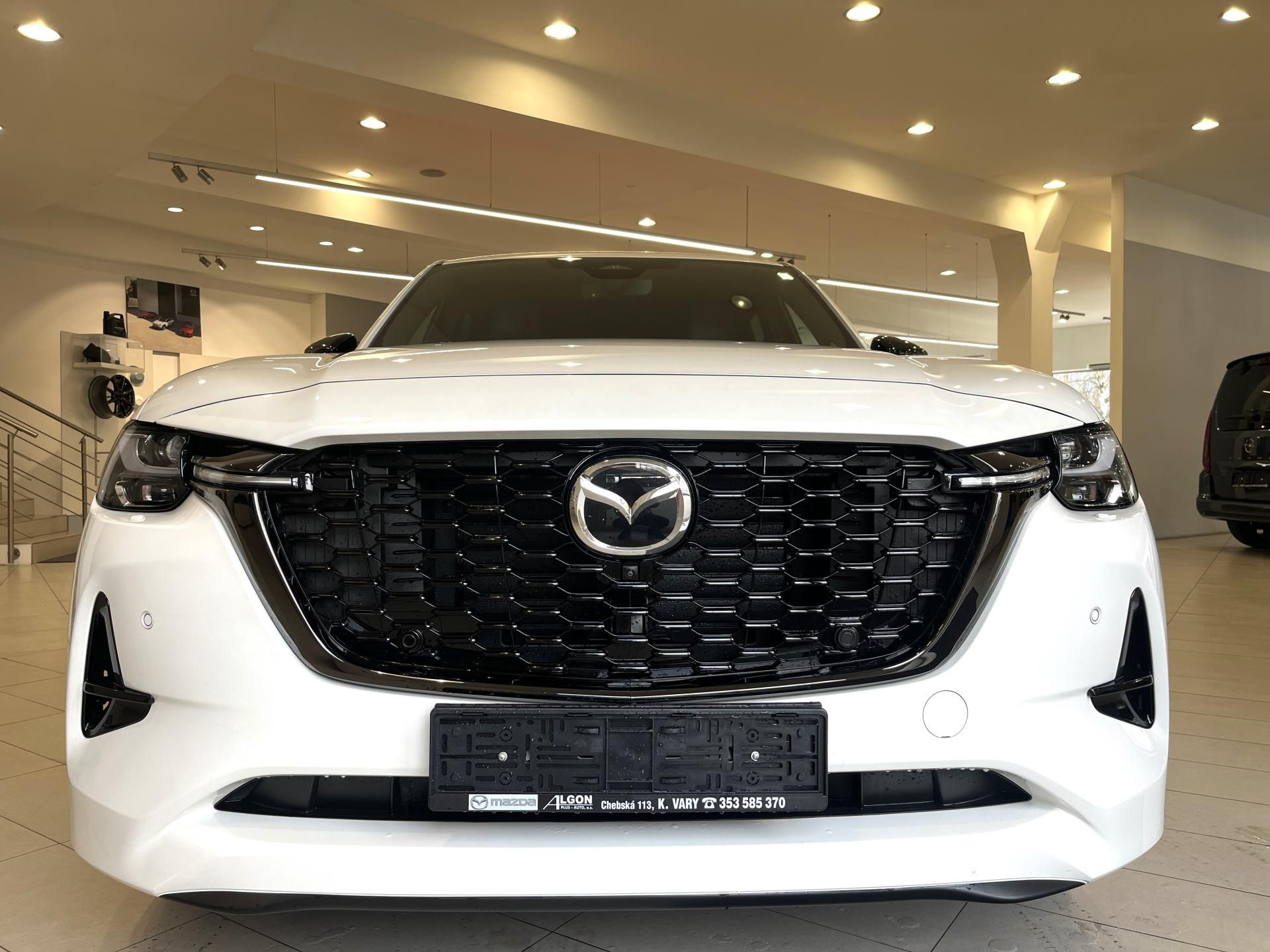 Mazda CX-60, 2.5L 327k 8AT AWD Homura Plus - fotka 2