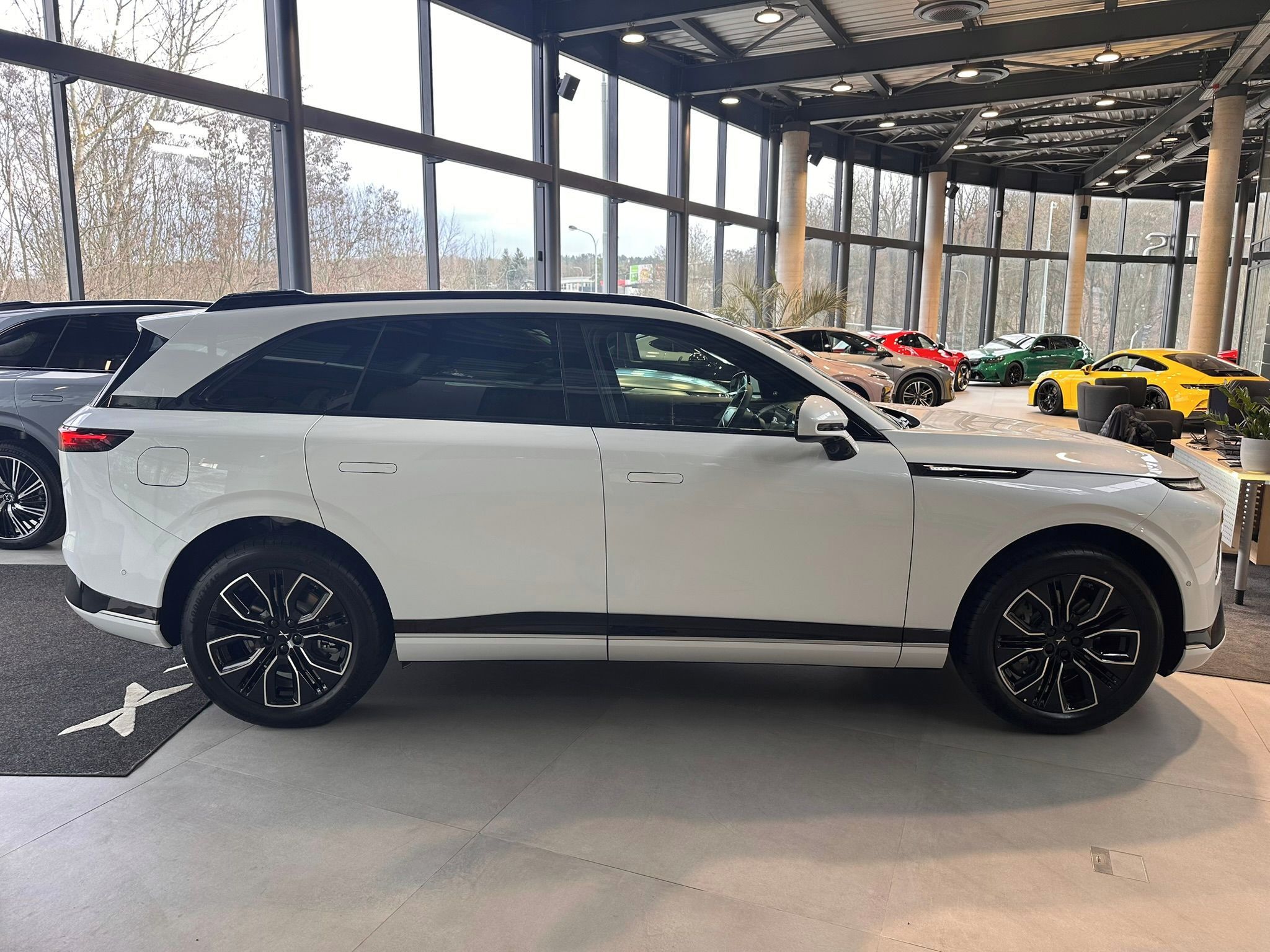 XPENG G9, RWD Long Range - fotka 6