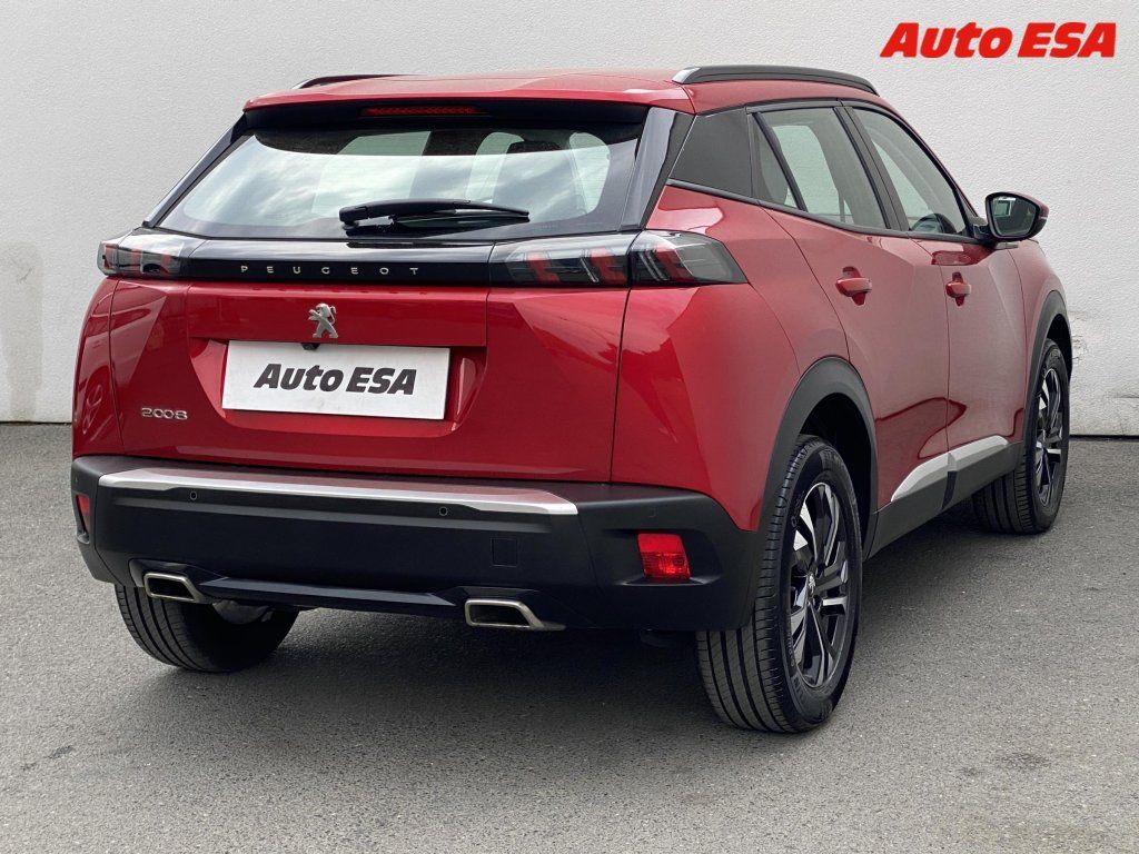 Peugeot 2008, 1.2PT,Allure - fotka 4