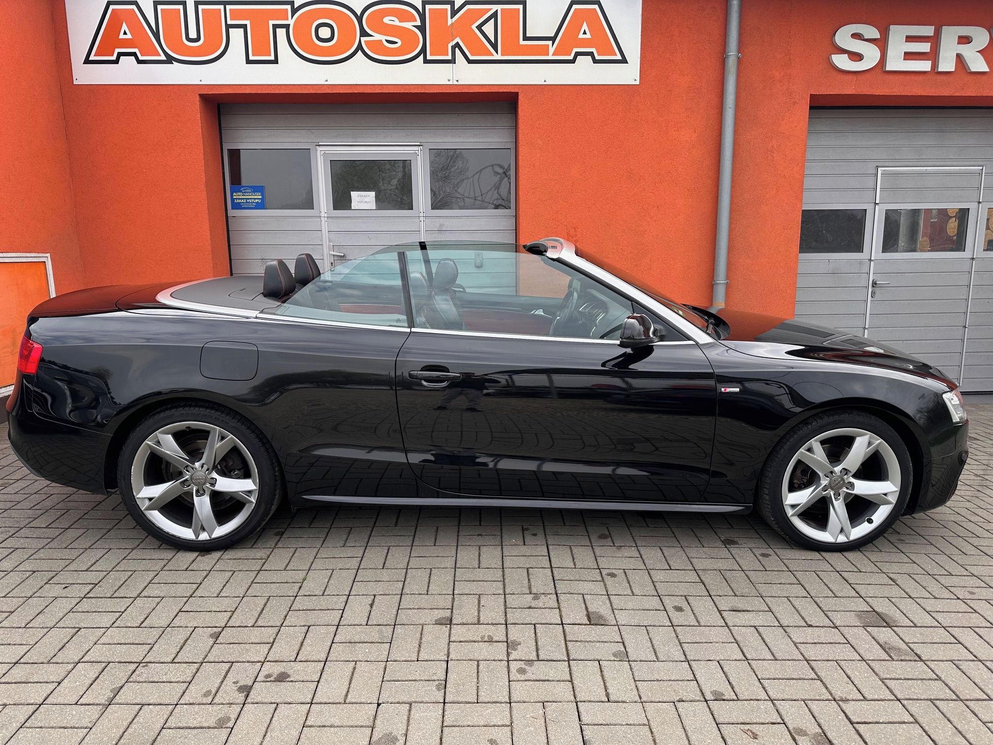 Audi A5, 2.0 TDI 140KW Cabrio - fotka 4