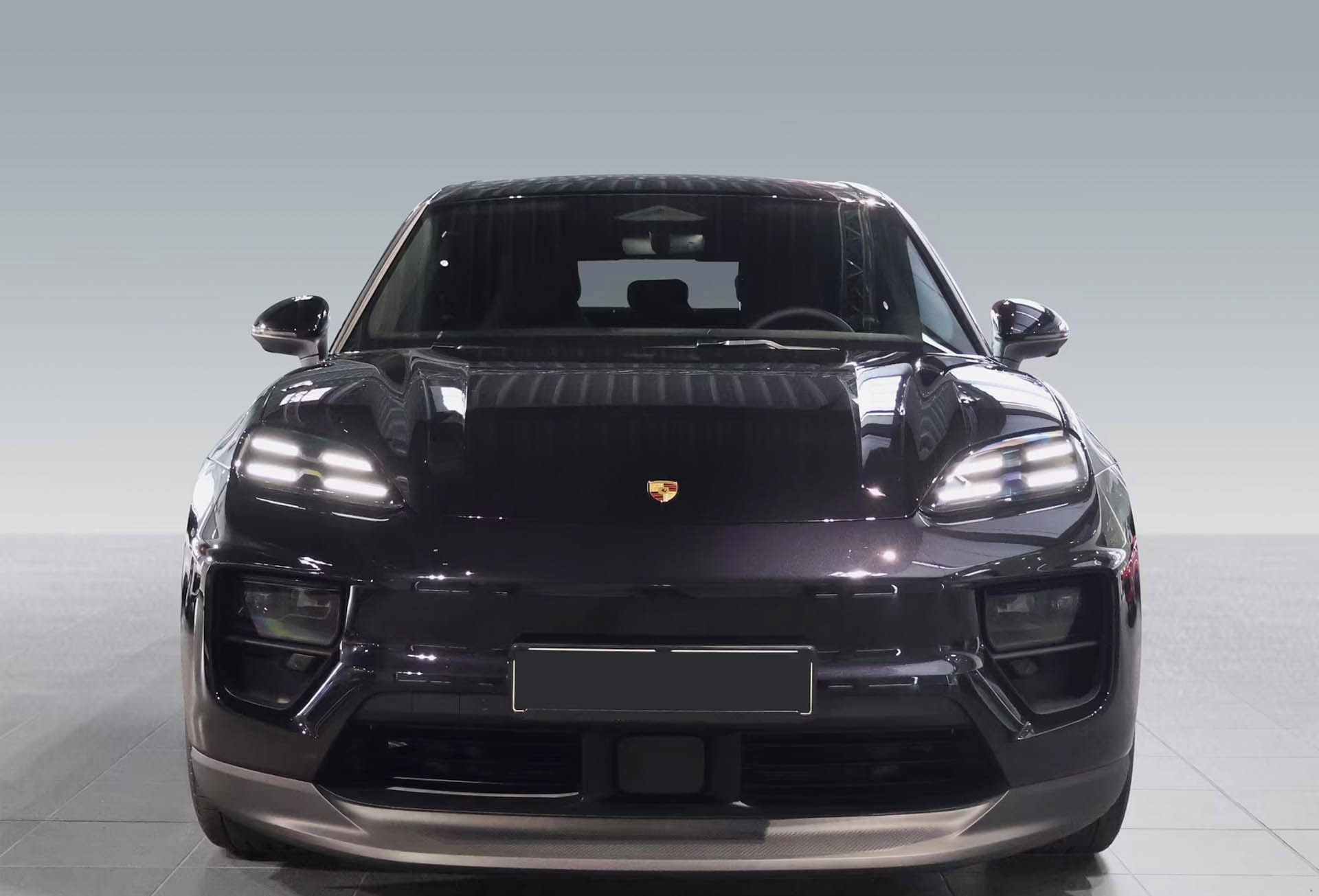 Porsche Macan, 4 Electric Pano 360 ACC Vzduch - fotka 3
