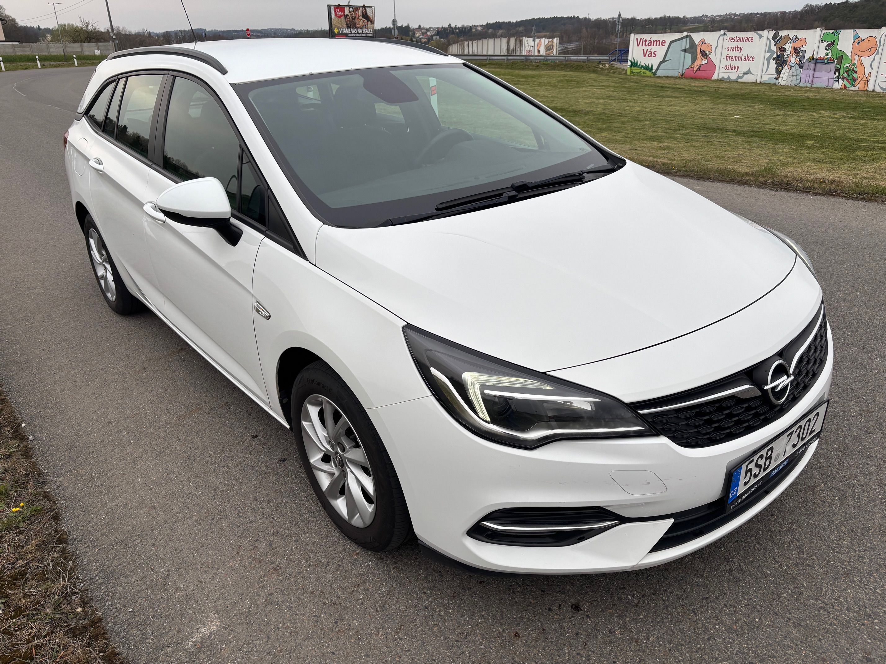 Opel Astra, 1.2 Turbo 81kw - fotka 2