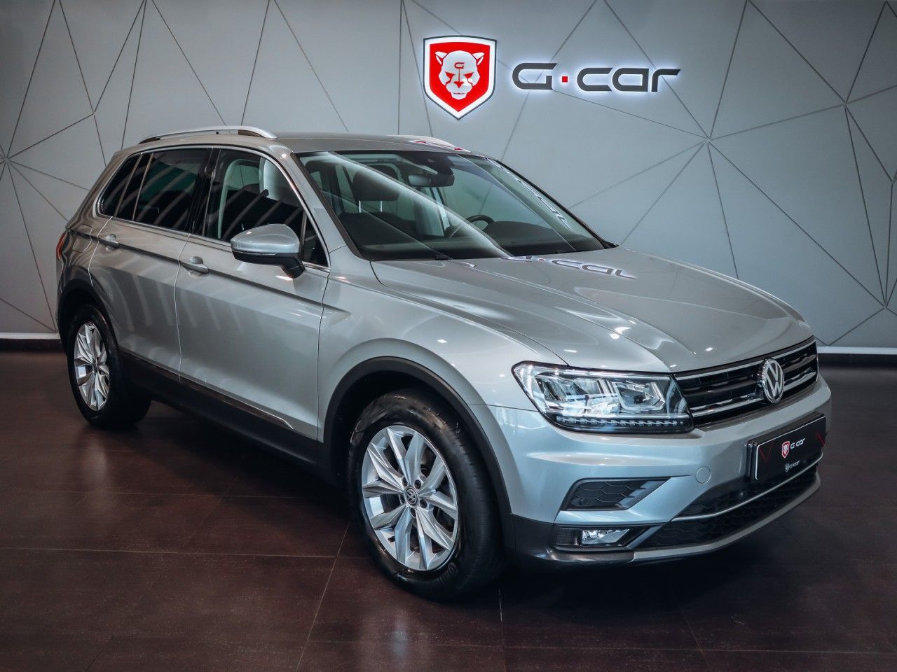 Volkswagen Tiguan, 2.0 TDI DSG Highline 4MOT - fotka 2
