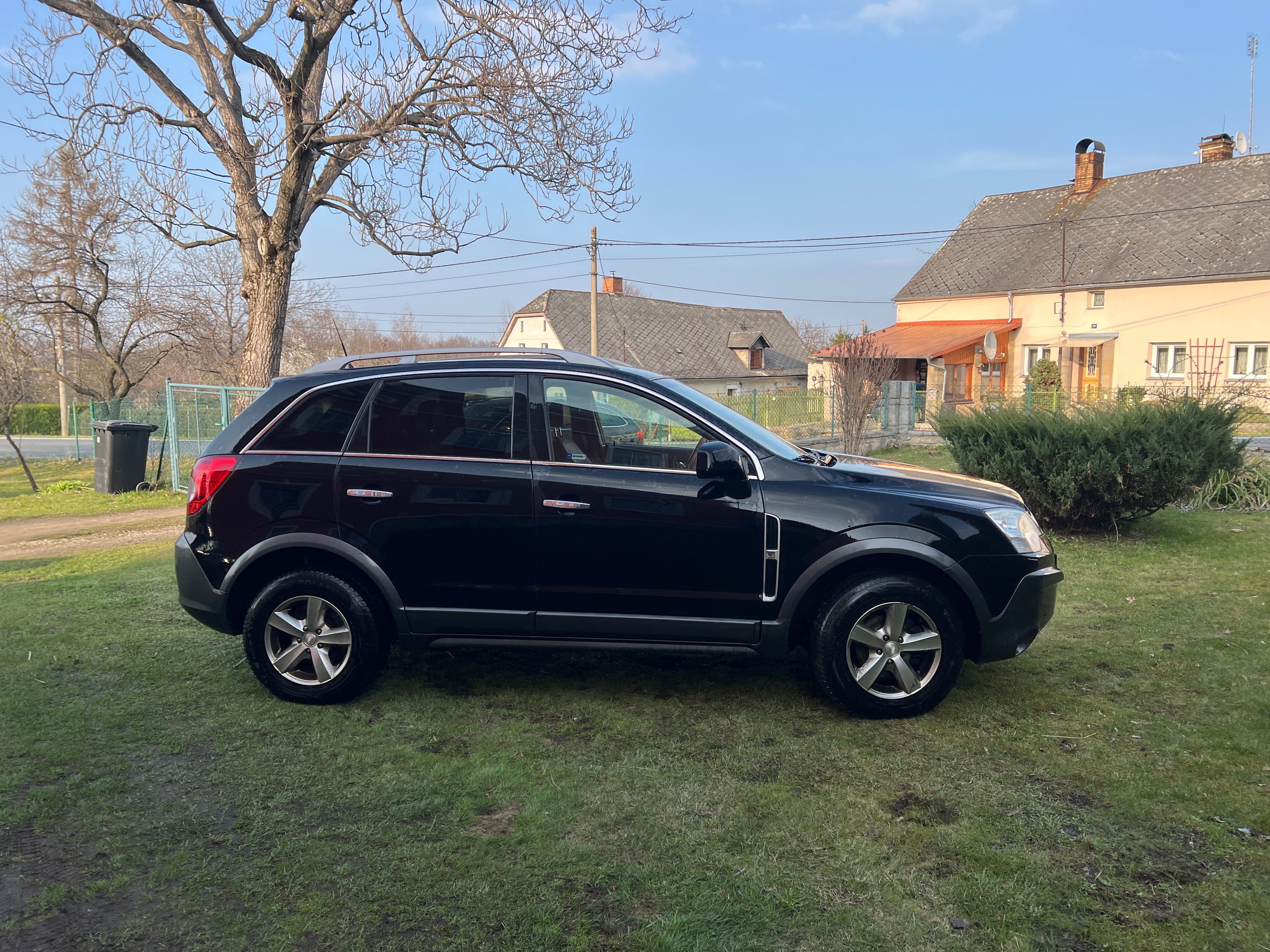 Opel Antara, 2.0 CDTI, dsg, 4x4 - fotka 4
