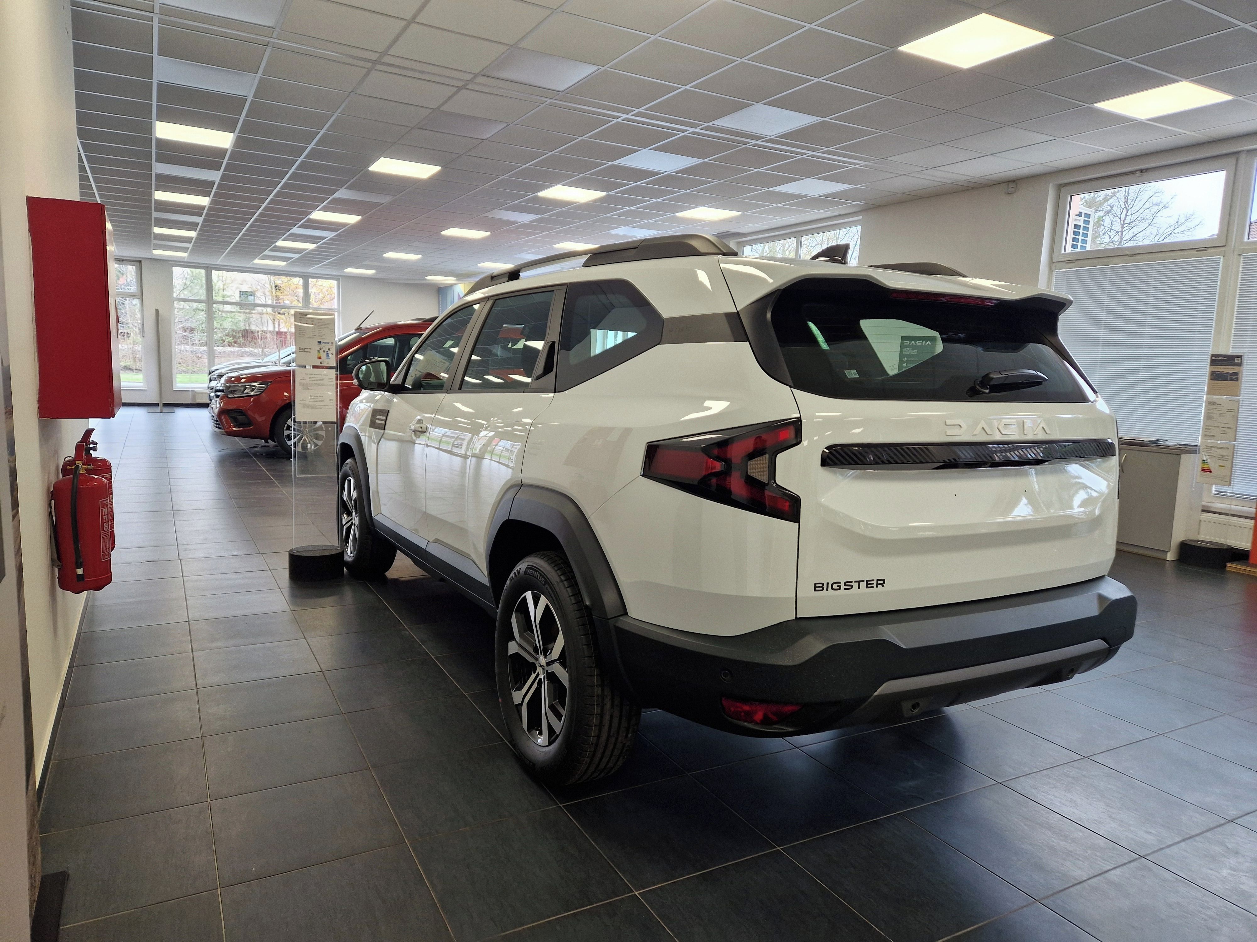 Dacia Bigster, Expression MILD HYBRID-G 140 - fotka 5