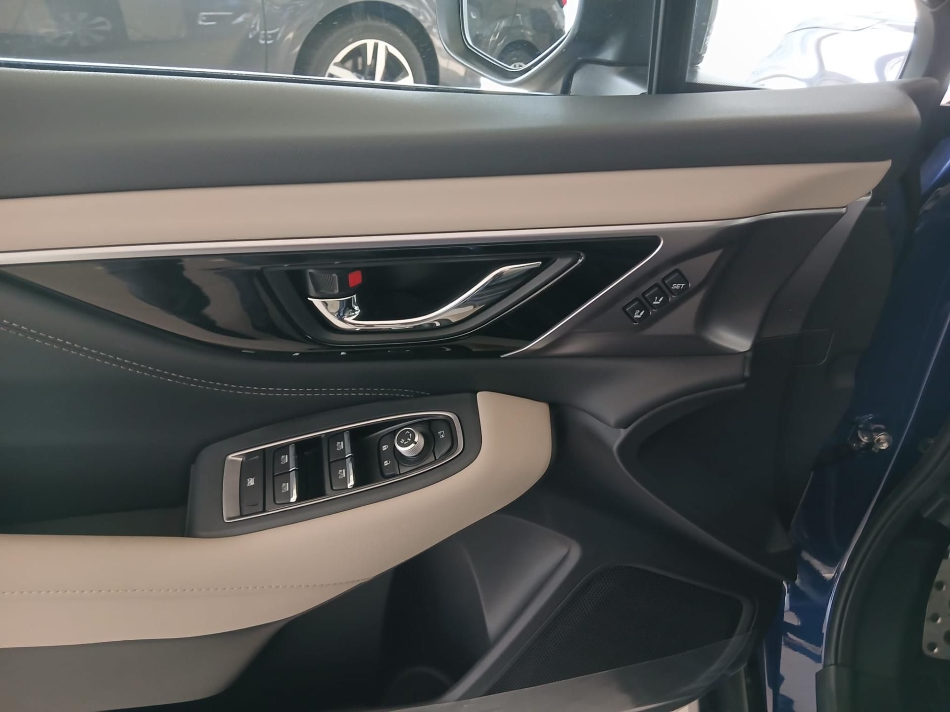 Subaru Outback, 2.5i-S TOURING  *NOVINKA* - fotka 6