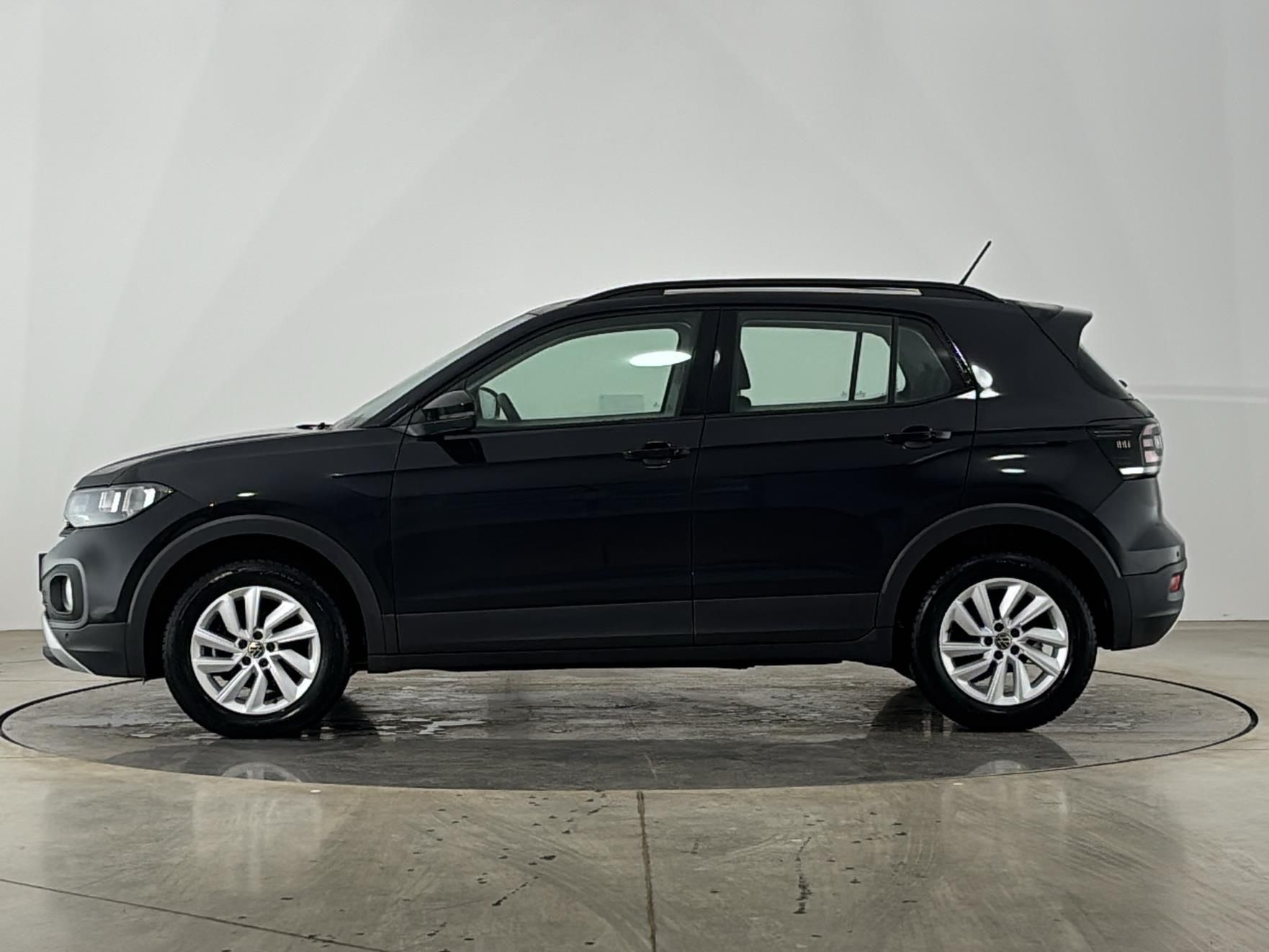 Volkswagen T-Cross, 1.0 TSI DSG / 81 kW LIFE - fotka 3
