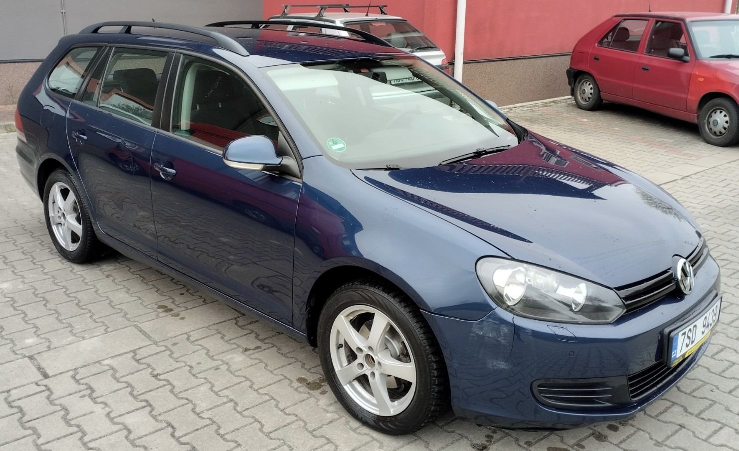 Volkswagen Golf, Výbava, nové náplně, tažné - fotka 2