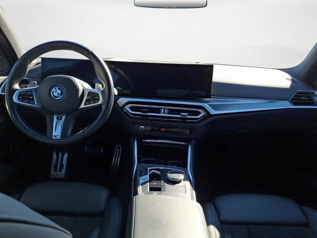 BMW Řada 3, 330 e xDrive Automatik M Sport - fotka 6