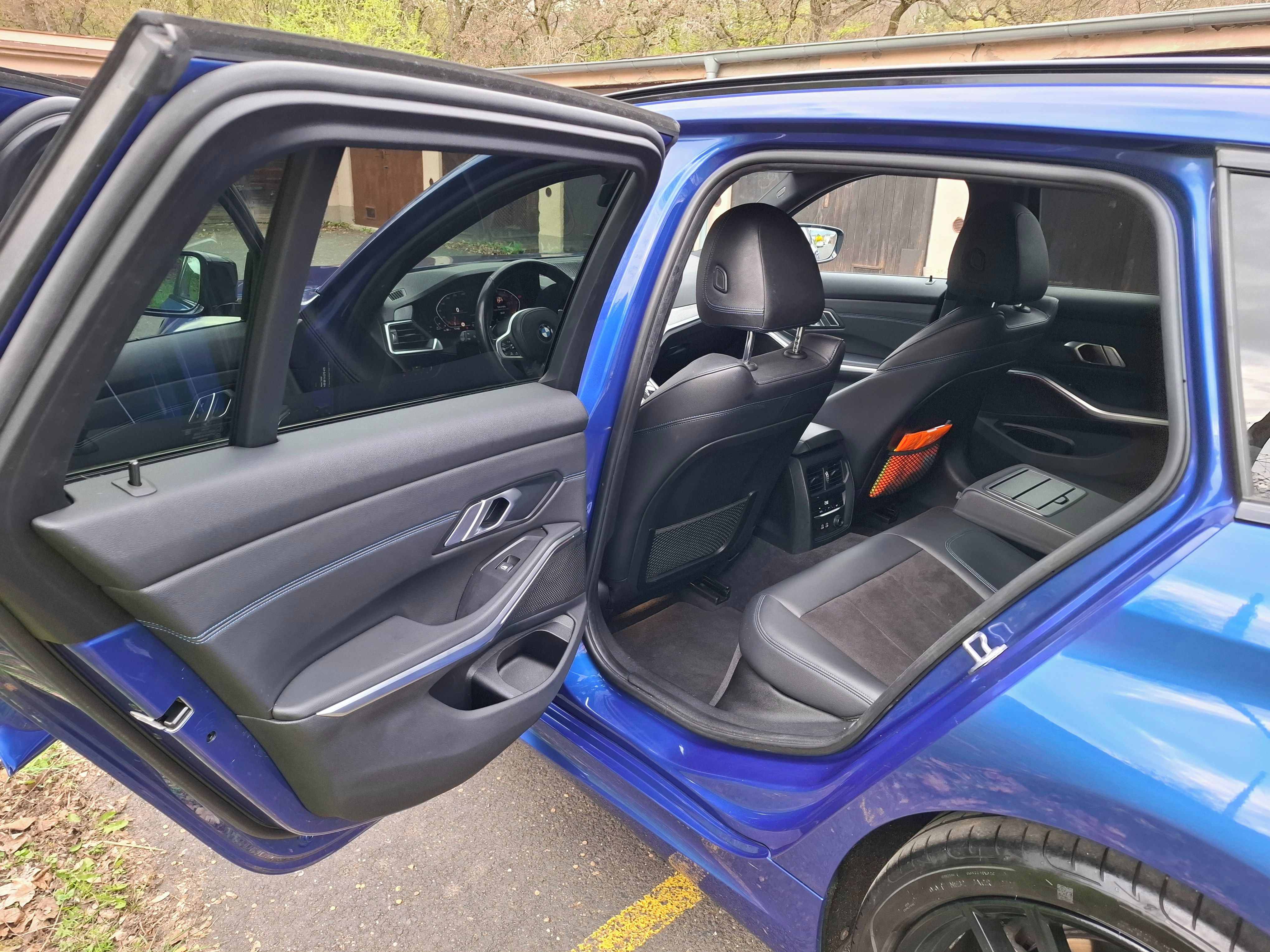 BMW Řada 3, BMW 320 XDRIVE - fotka 6