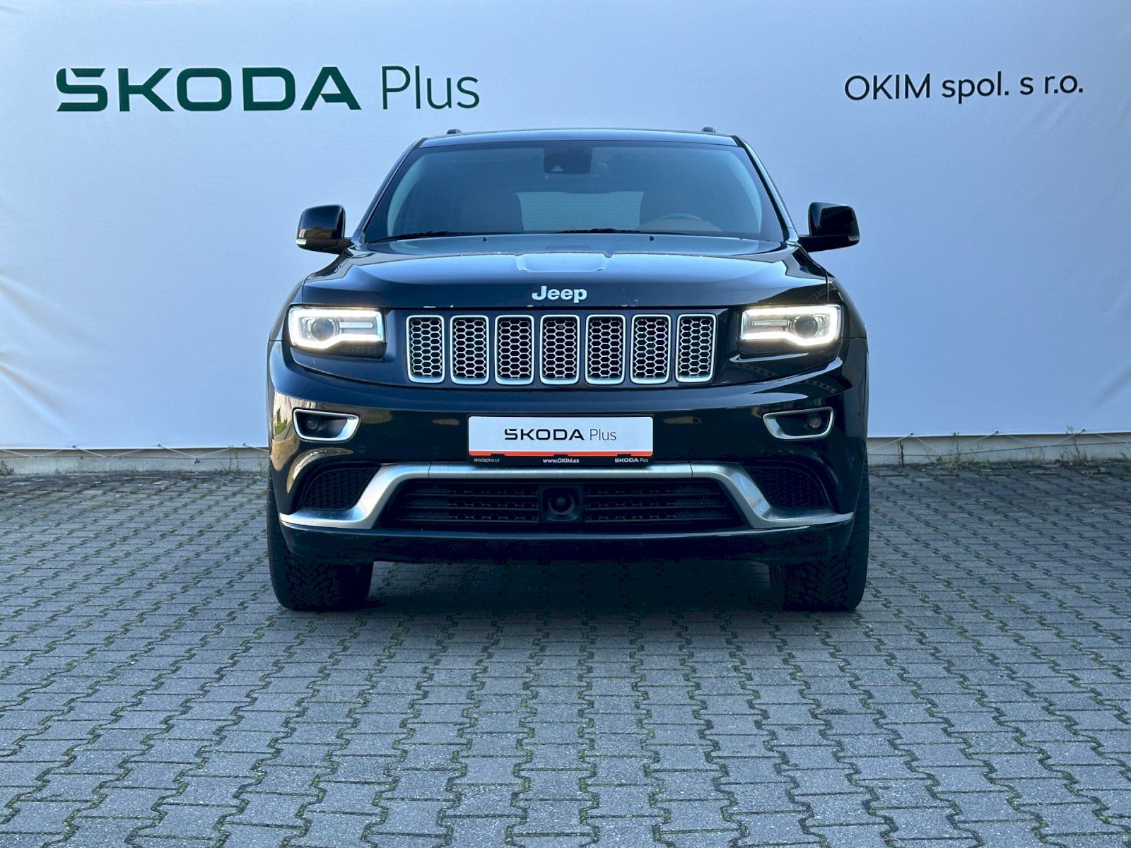 Jeep Grand Cherokee, 3,0L V6 Diesel 184kW Summit 4W - fotka 4