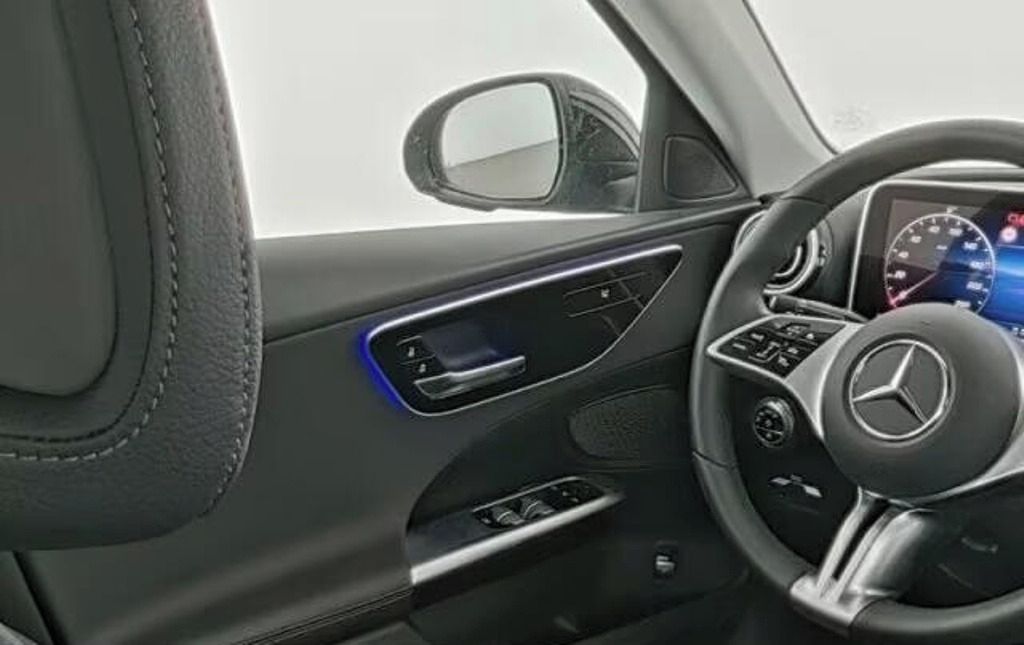 Mercedes-Benz Třídy C, 180 AVANTGARDE Advance - fotka 6