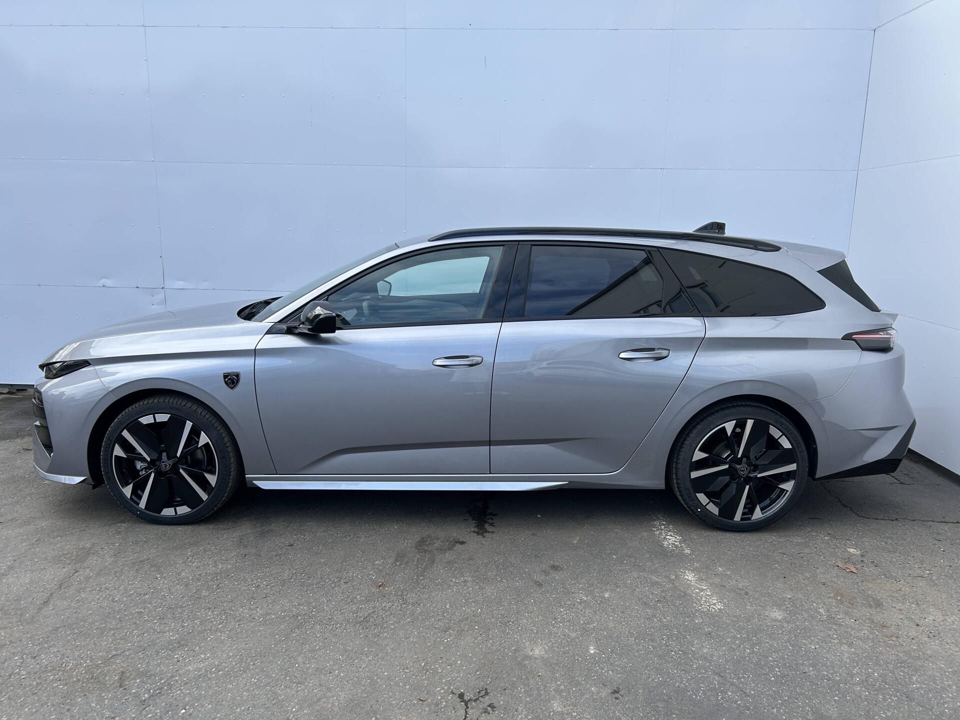 Peugeot 308, GT Hybrid e-DCS6 1,2 - fotka 3