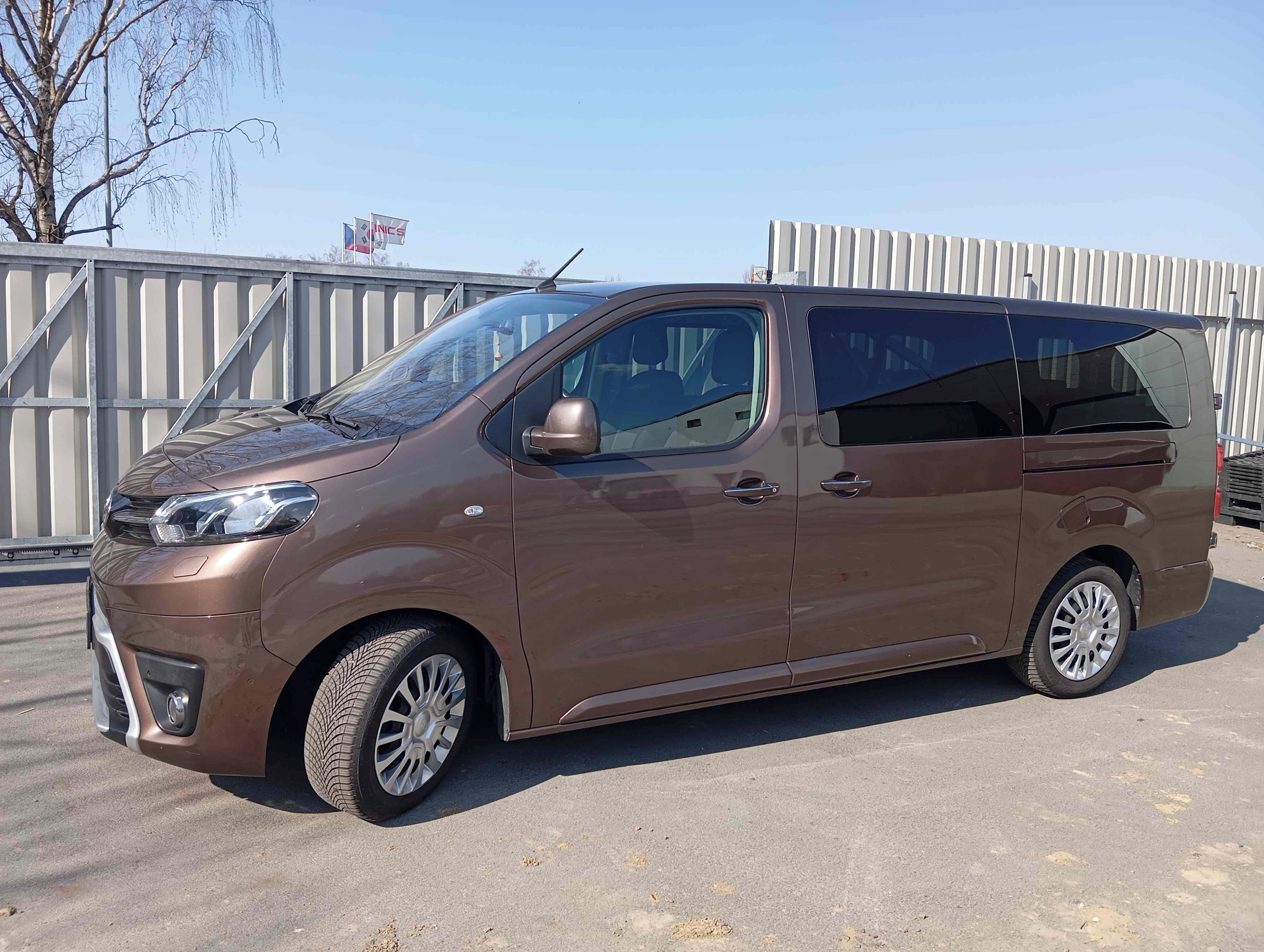 Toyota Proace, XL, perfektní stav - fotka 3