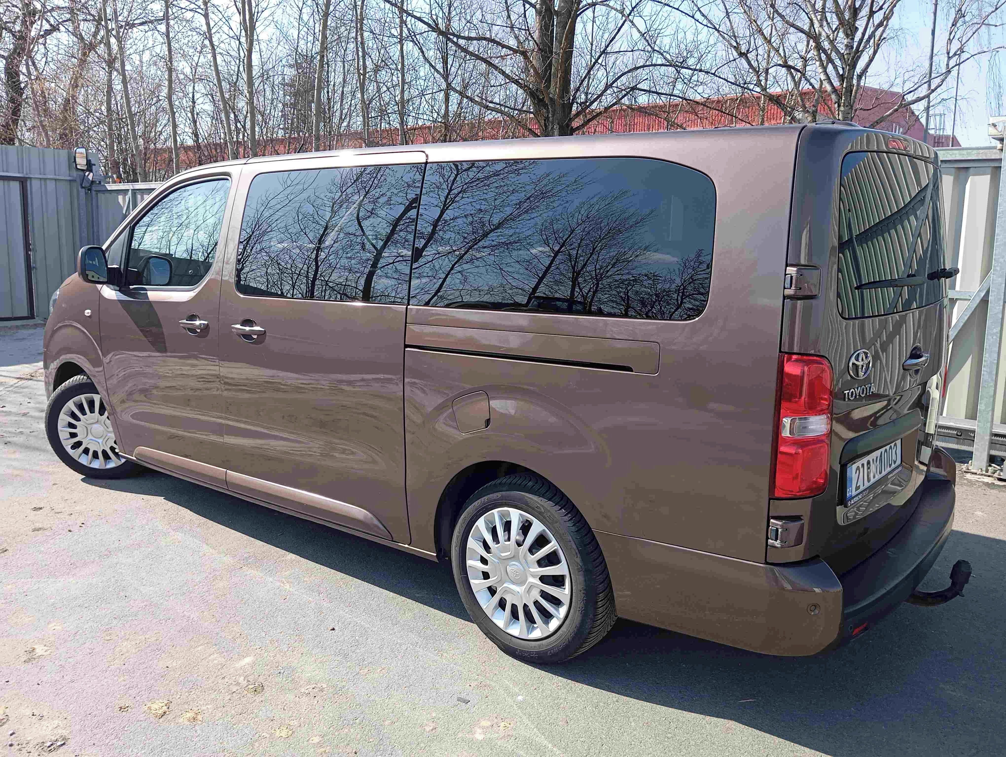 Toyota Proace, XL, perfektní stav - fotka 4