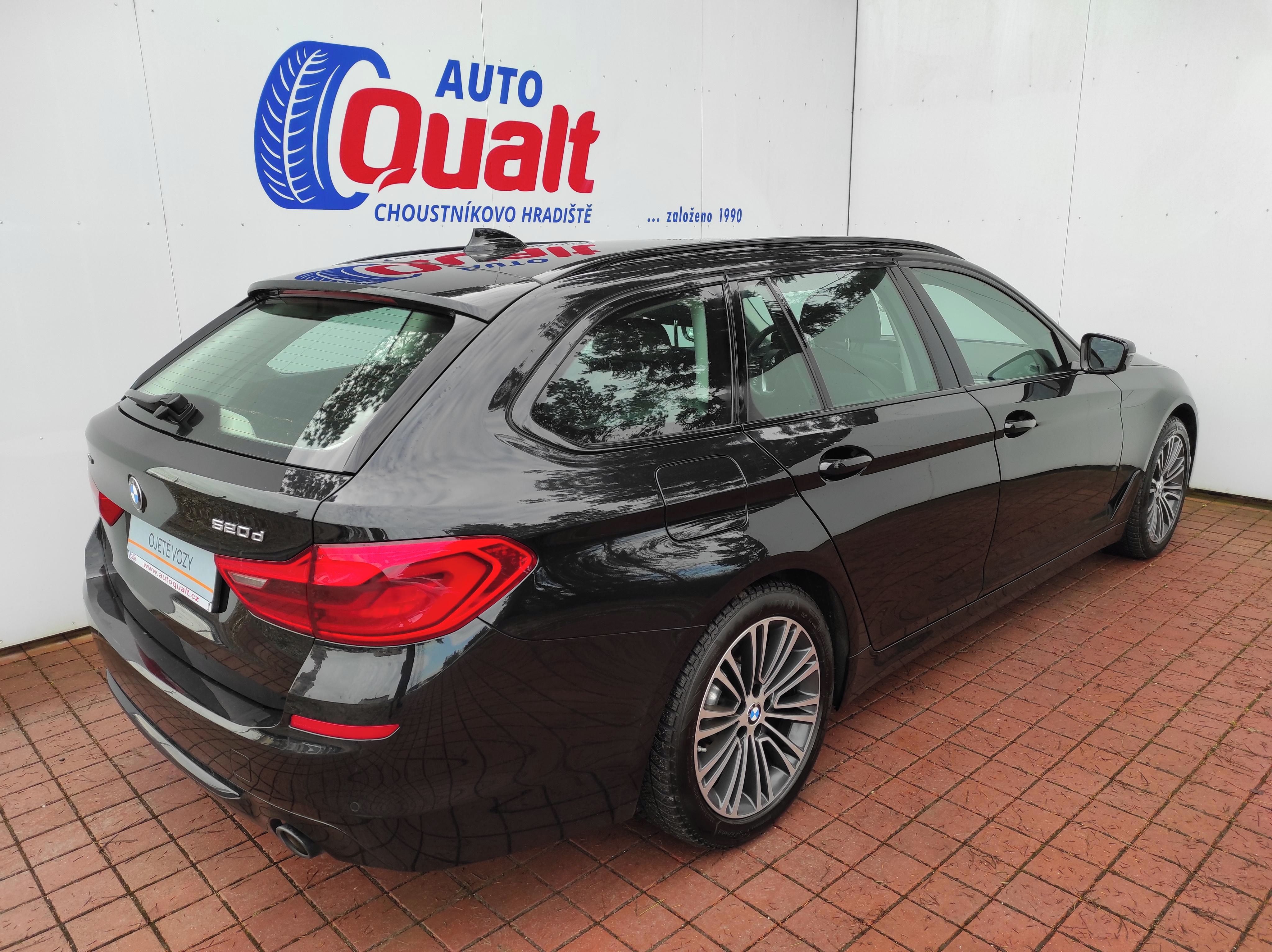 BMW Řada 5, 520d xDrive Sportline ČR - fotka 4