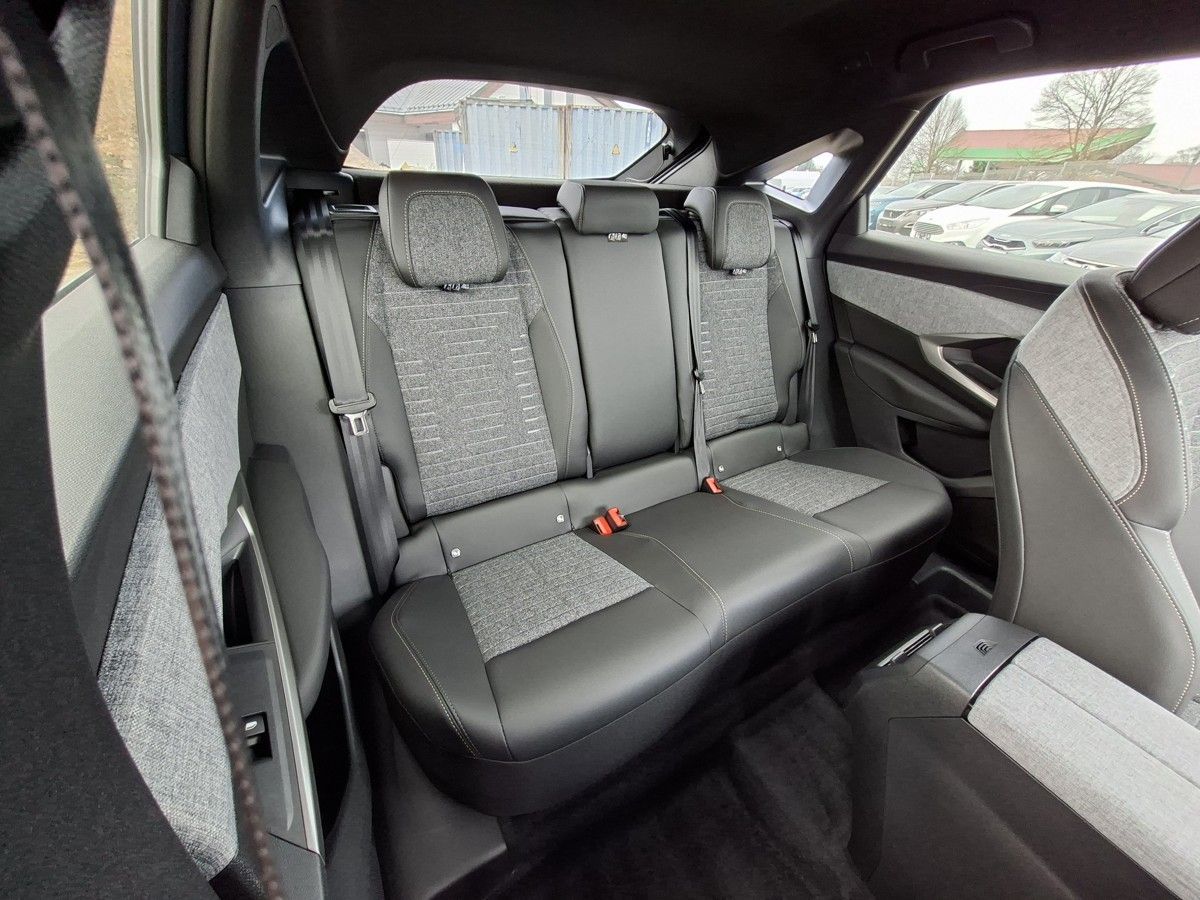 Peugeot 3008, ALLURE Hybrid 145 e-DCS6 - fotka 6