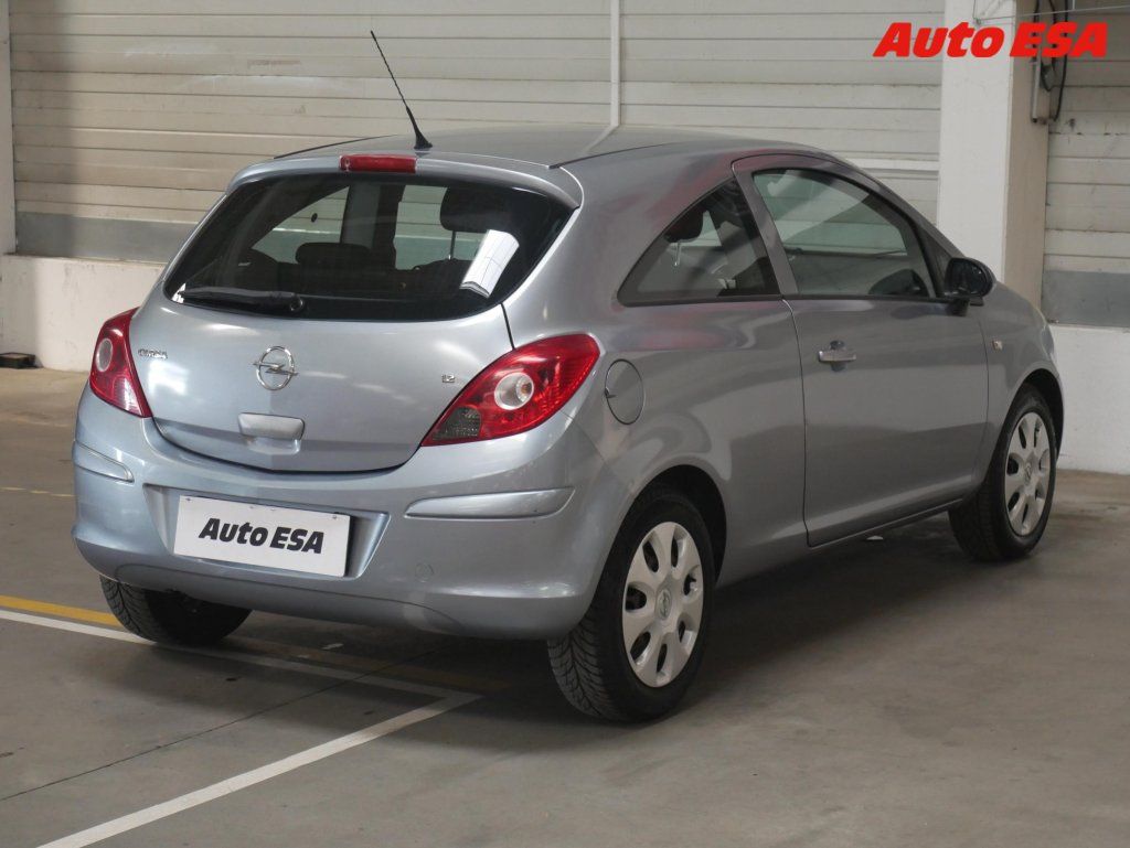 Opel Corsa, 1.2 - fotka 4