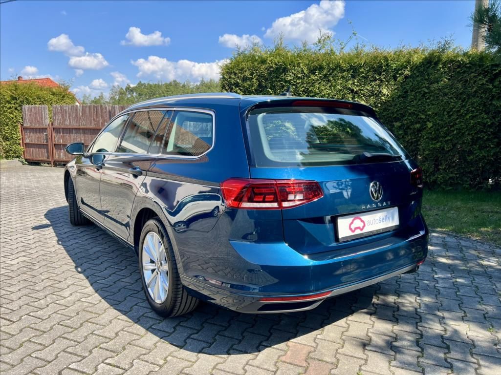 Volkswagen Passat, 2,0 TDi DSG BUSINESS záruka - fotka 3