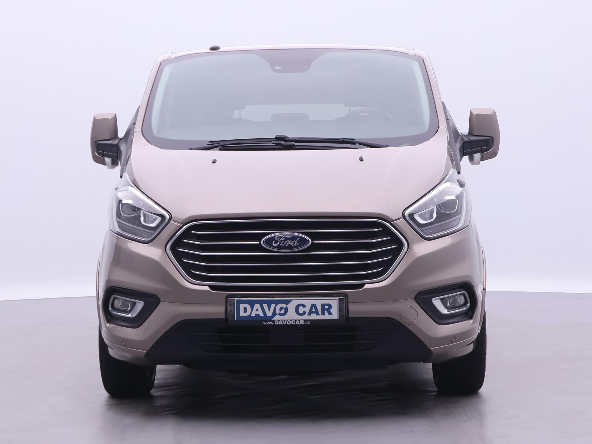 Ford Tourneo Custom, 2,0 TDCI 136kW CZ Titanium L2 - fotka 2
