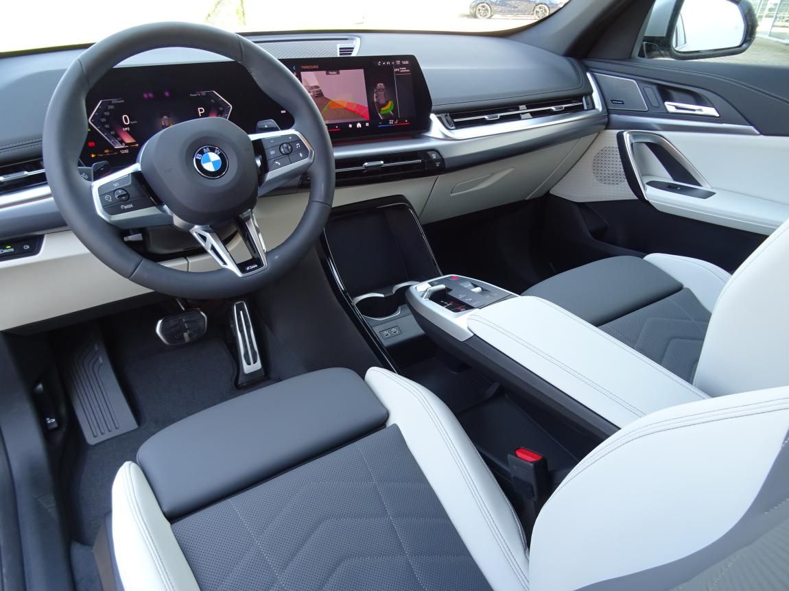 BMW X1, xDrive20d - fotka 4