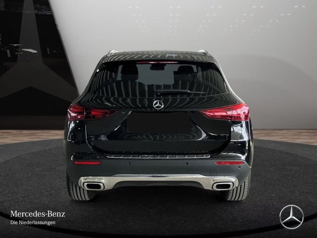 Mercedes-Benz GLA, 220 4M Progressive*MBUX*Navi* - fotka 6