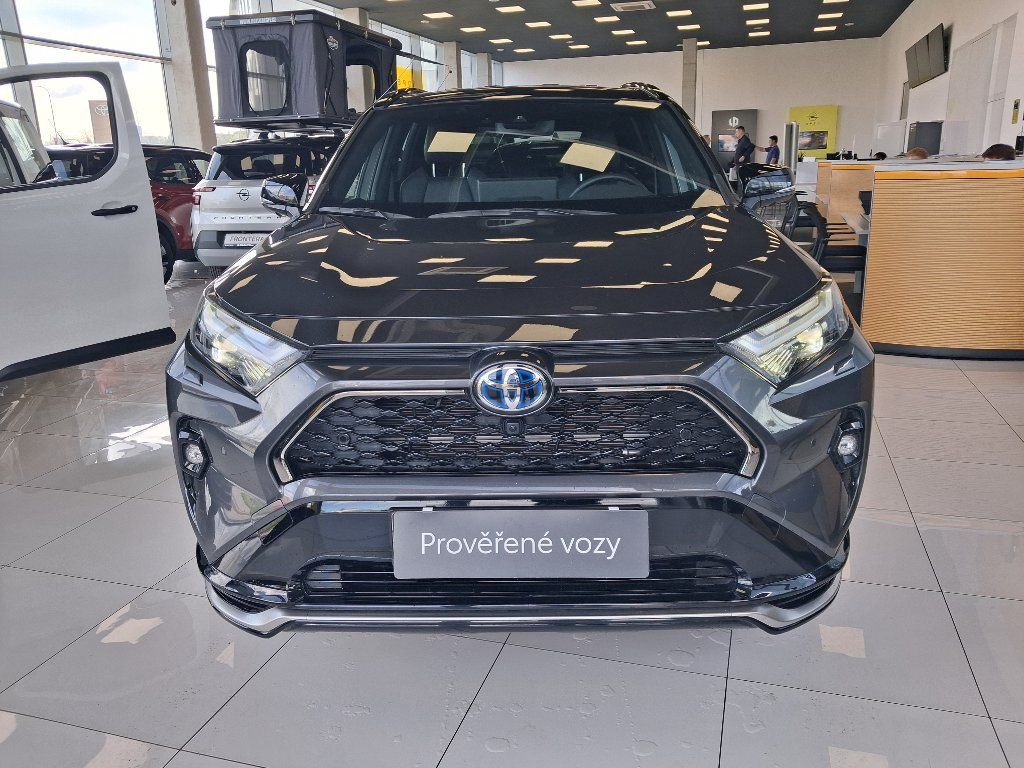 Toyota Rav4, 2.5 136kW PHEV 2025 - fotka 3