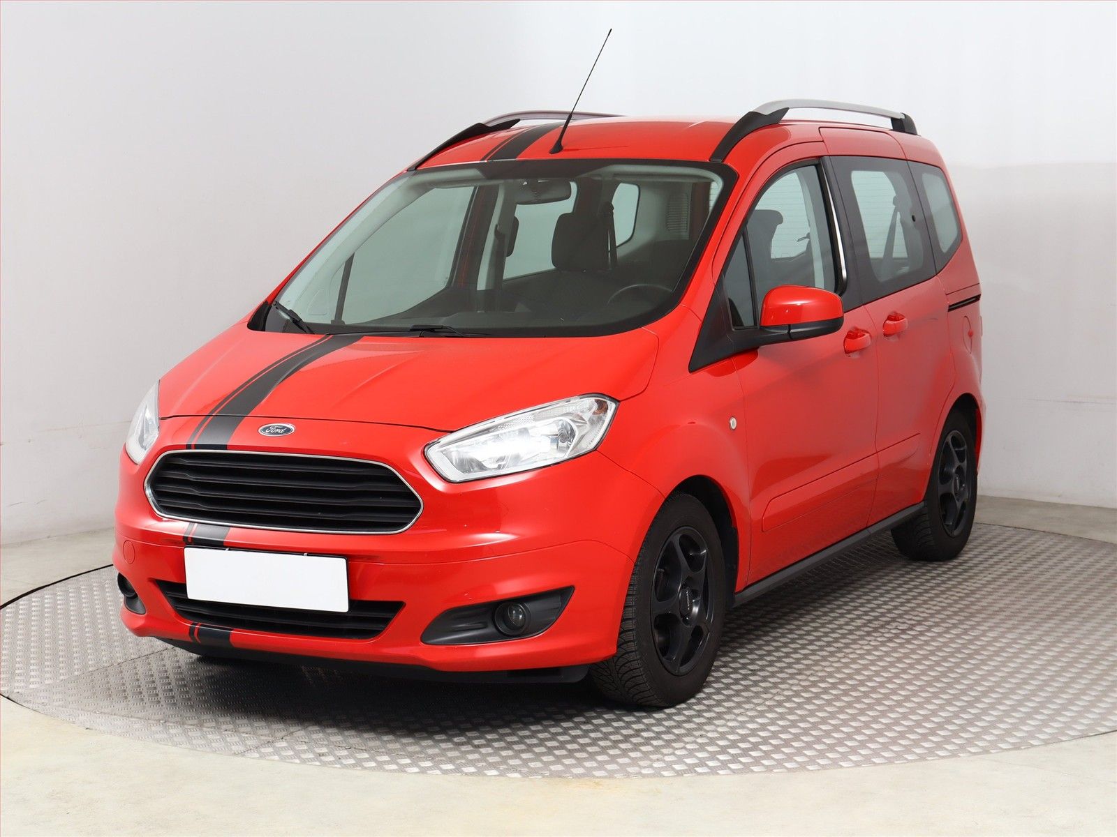 Ford Tourneo Courier, 1.0 EcoBoost, Trend, 5Míst - fotka 2