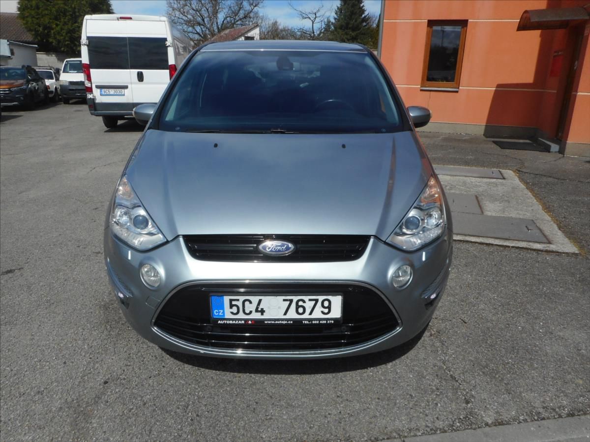 Ford S-MAX, 2,2 TDCi Titanium - fotka 2