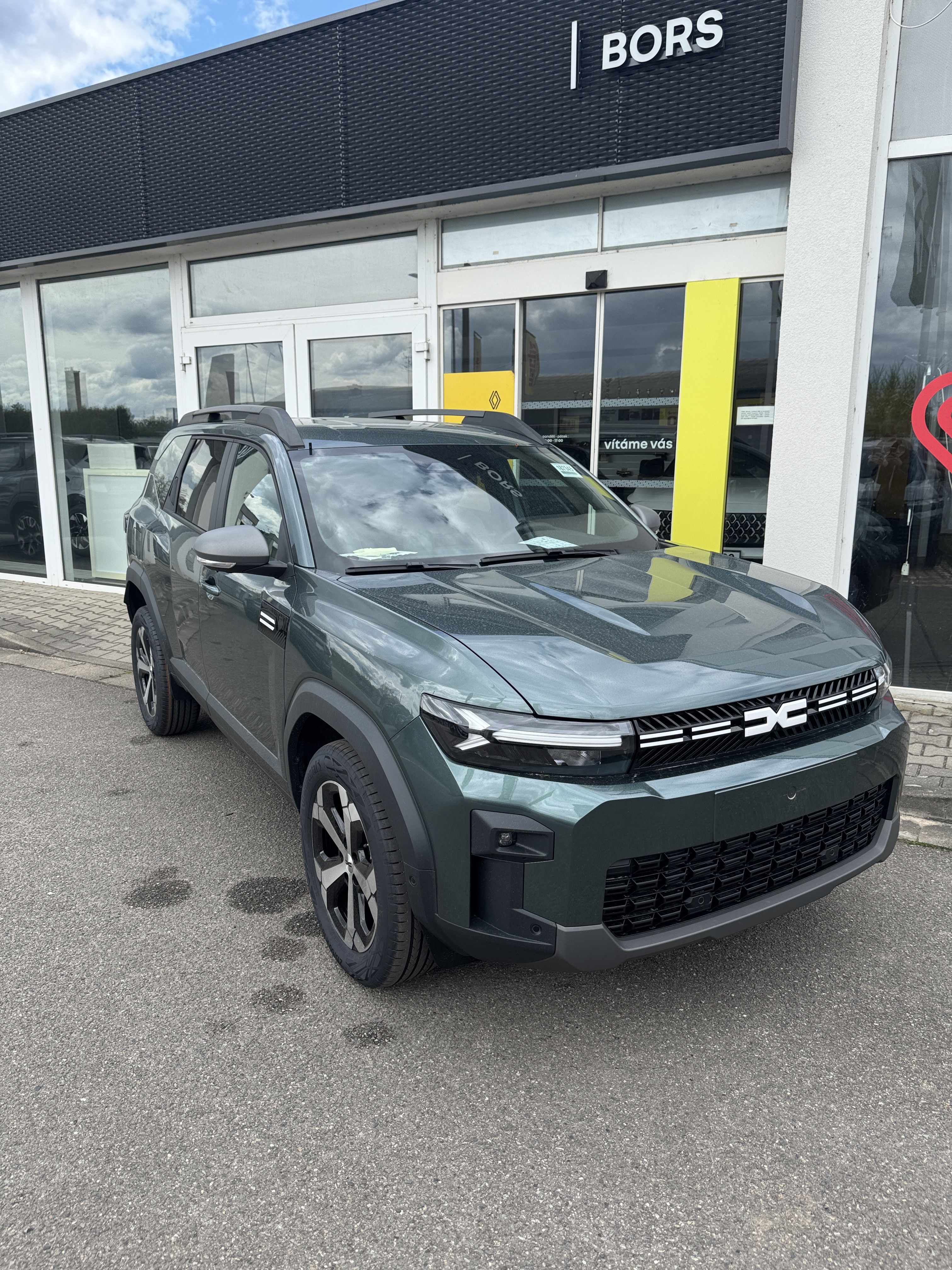 Dacia Bigster, Journey hybrid 155 CELEBRATION - fotka 2