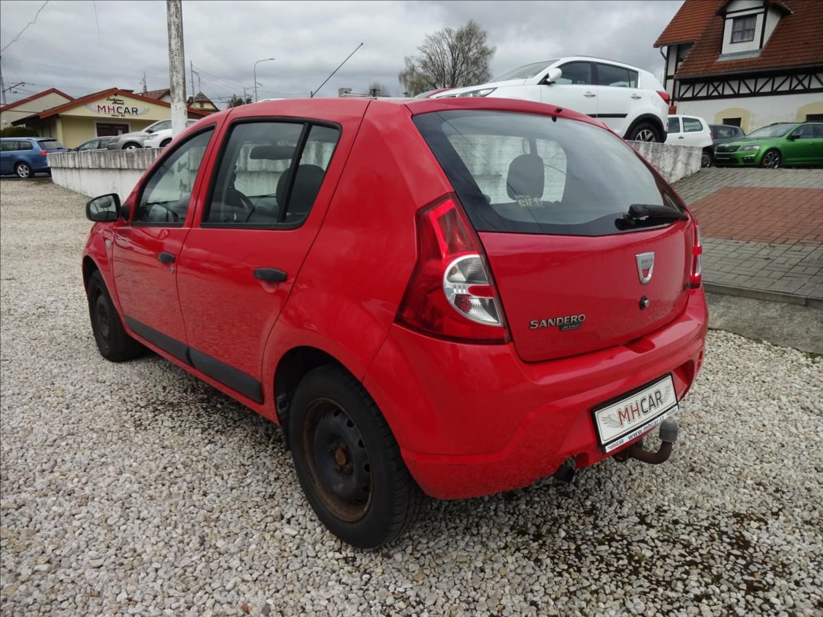 Dacia Sandero, 1,4i 55kW - fotka 5
