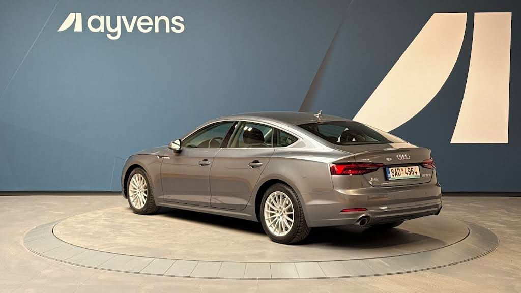 Audi A5, 2.0 40 TFSI S tronic Sportback - fotka 3