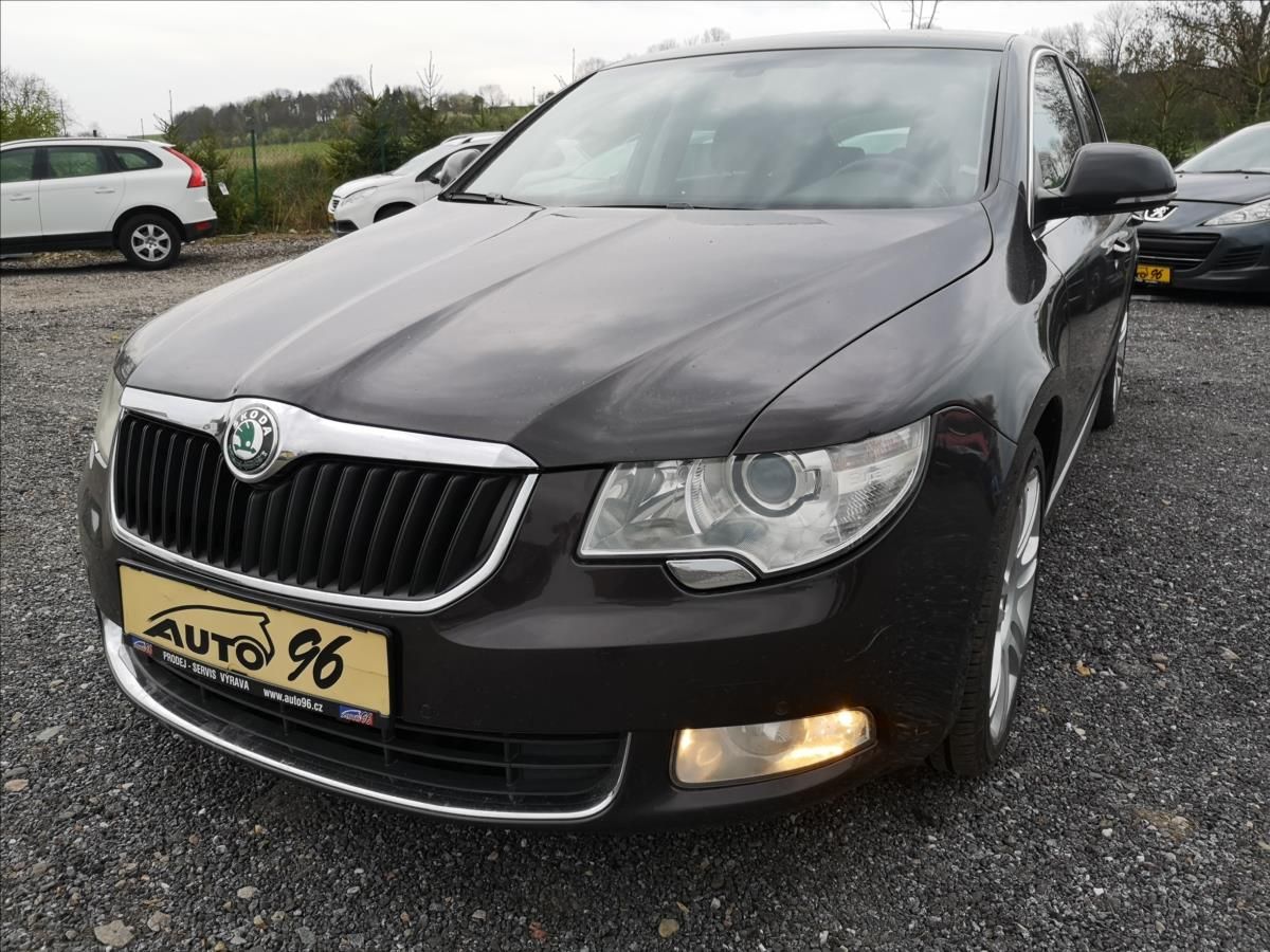 Škoda Superb, 2,0 TDi pravidelný servis, TOP
