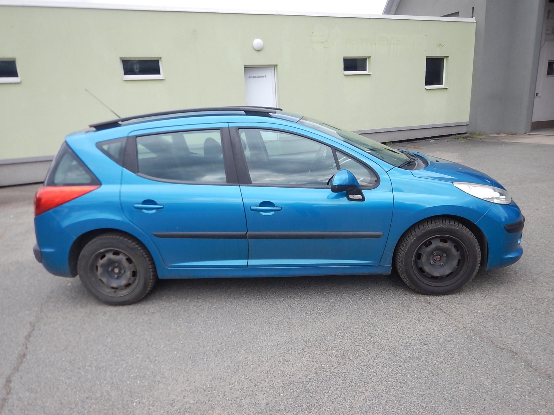 Peugeot 207, 1.6 Hdi - fotka 2