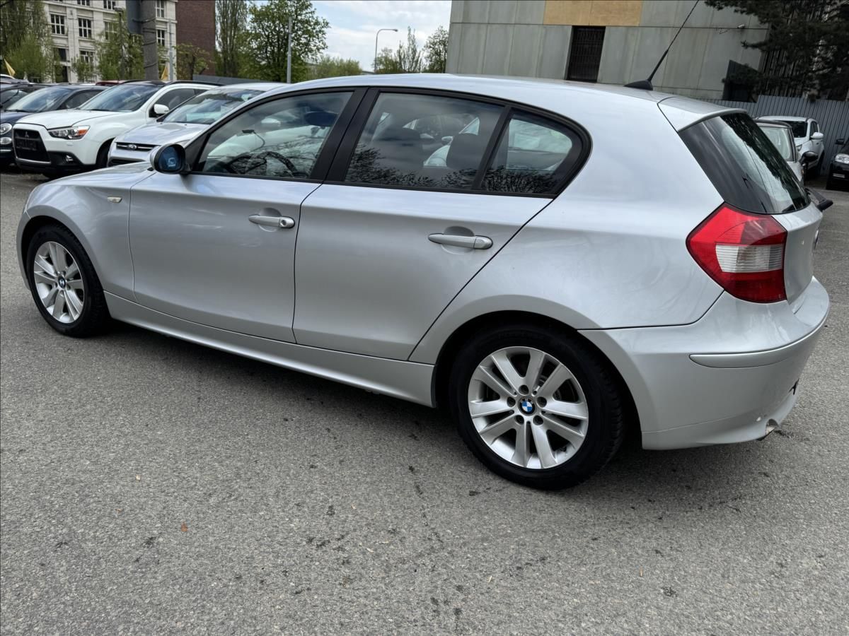 BMW Řada 1, 1,6 99tkm !! krasný stav!! - fotka 6