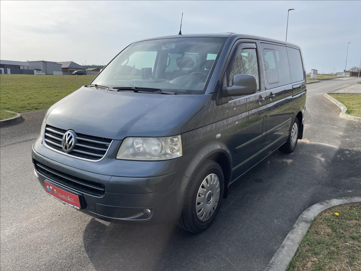 Volkswagen Multivan, 2,5 TDI 95kW*tažné*aut. klima*