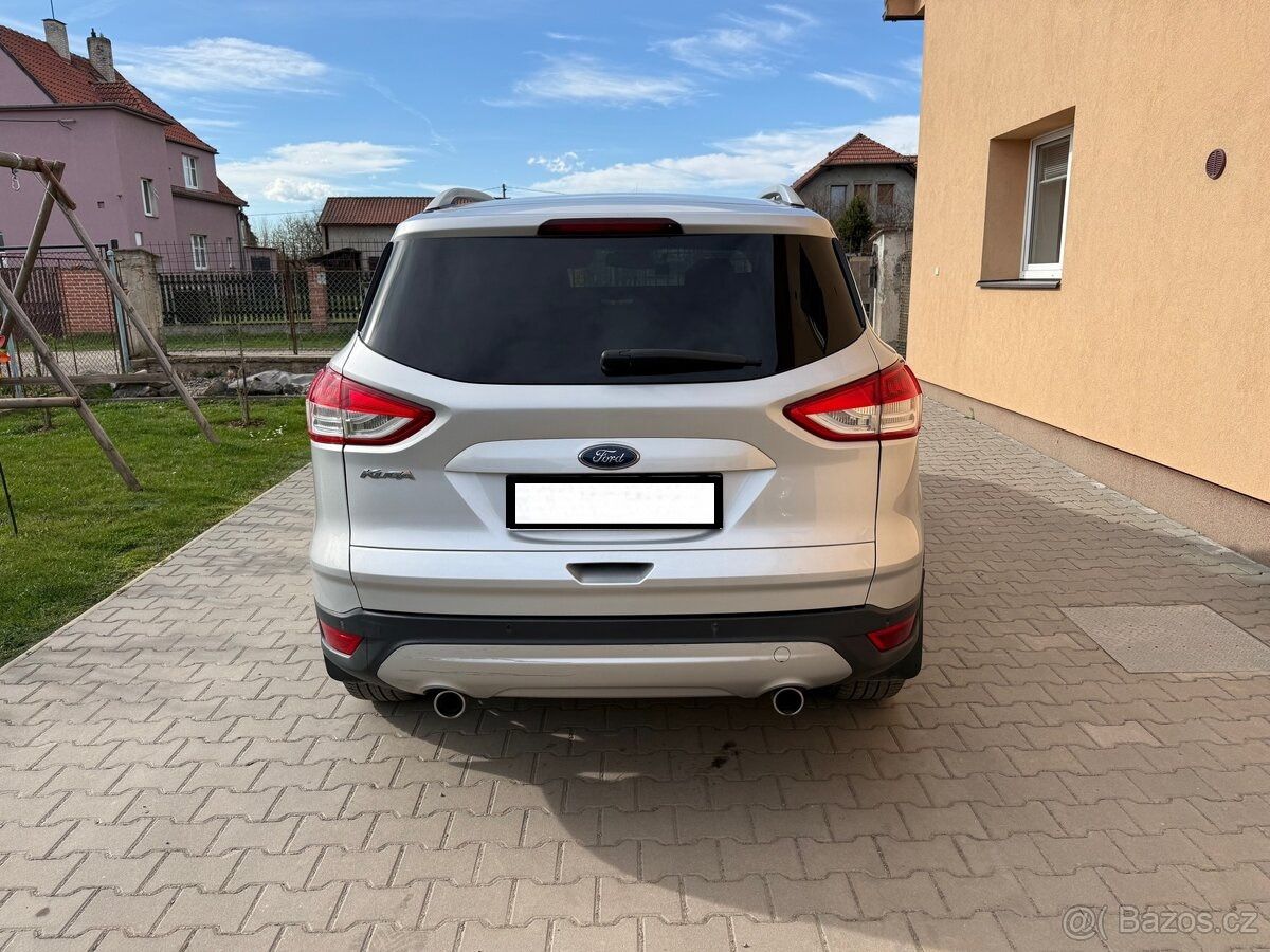Ford Kuga, 2.0 TDCi,110kW,ČR,4x4,Titanium - fotka 3