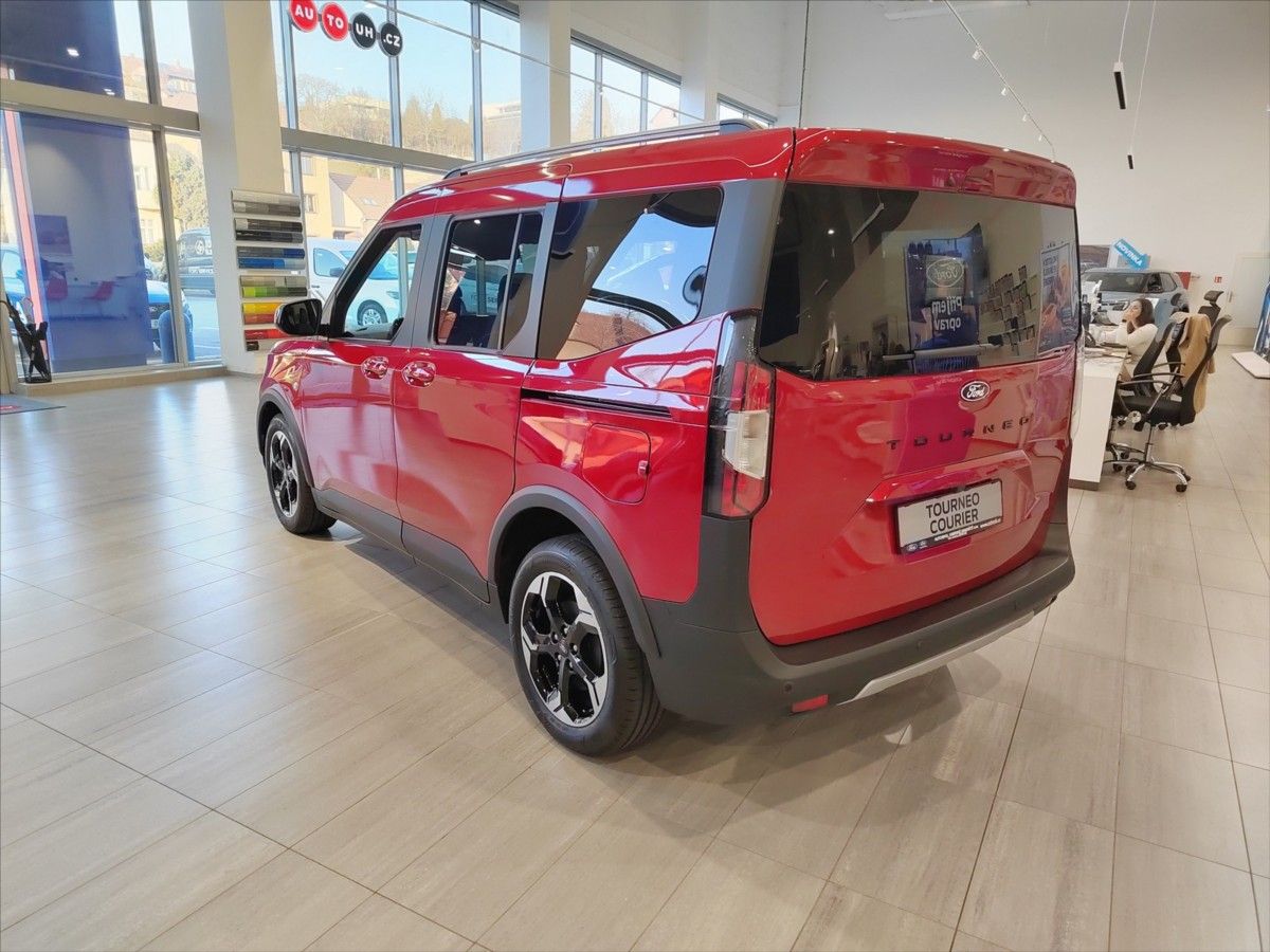 Ford Tourneo Courier, 1,0 EcoBoost 92 kW/125 koní, 7 - fotka 5
