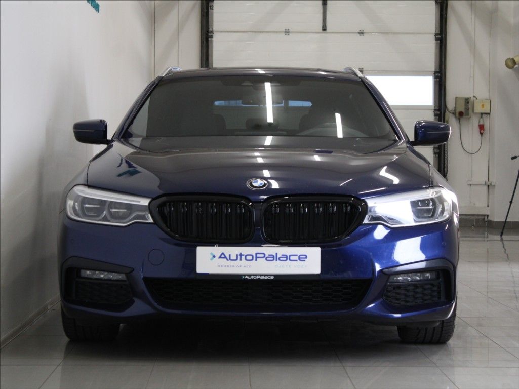BMW Řada 5, 3,0 530xD M-Paket Paměť TAŽNÉ - fotka 2
