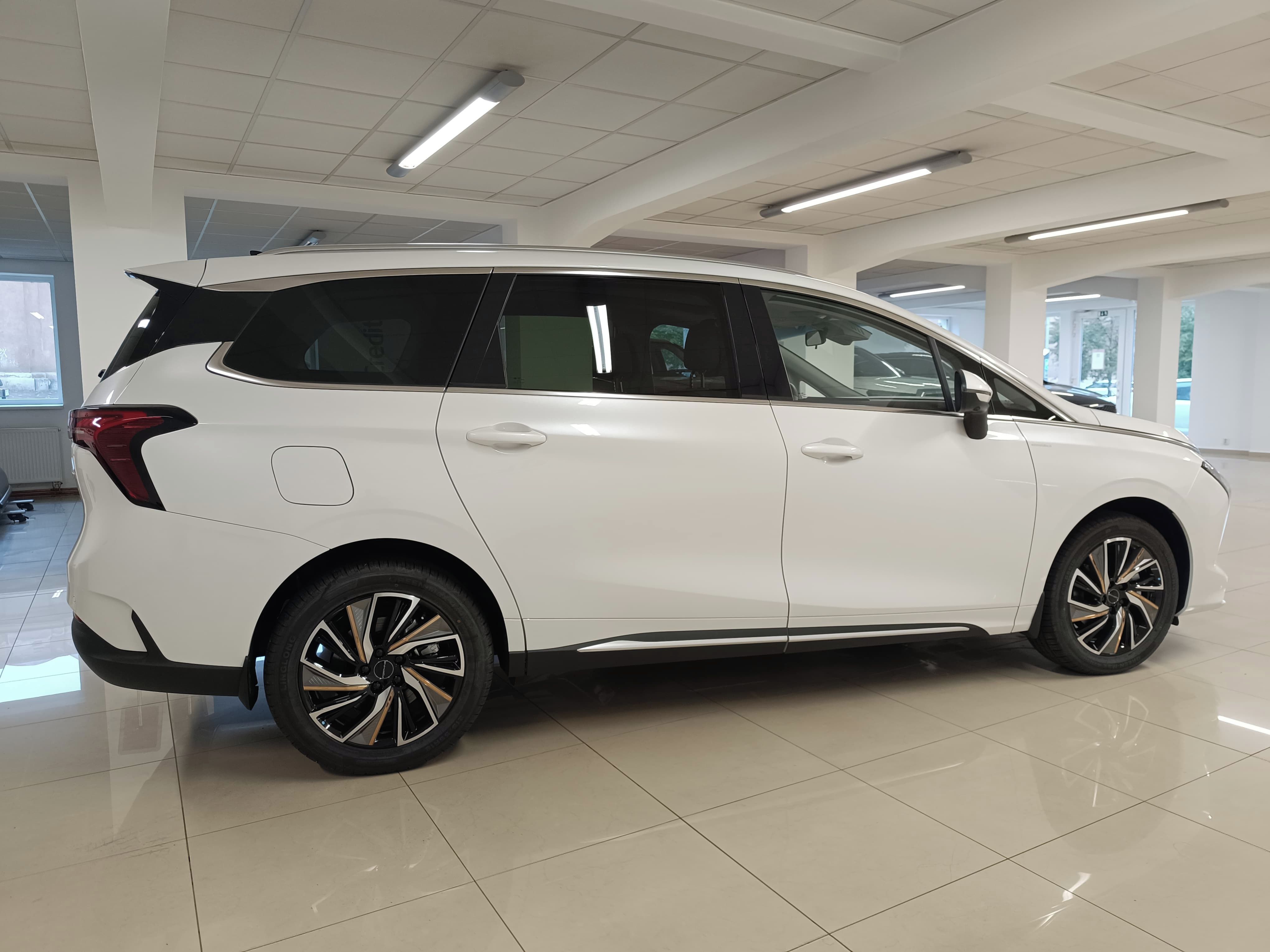 Dongfeng U-Tour, Exclusive FR-rozšířená záruka - fotka 4
