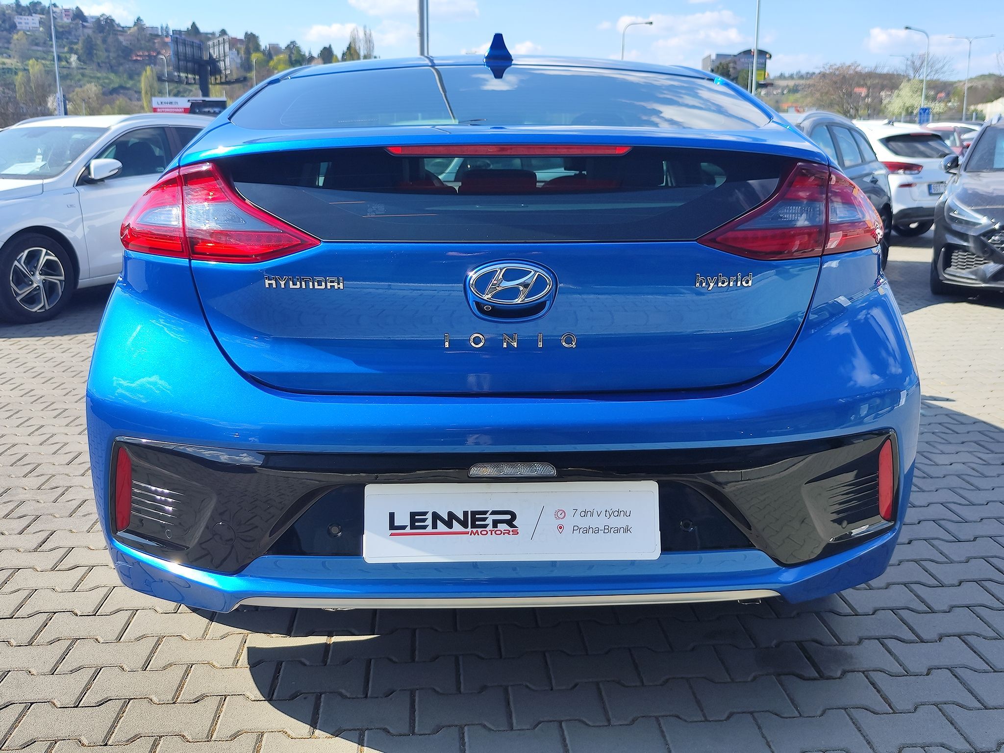 Hyundai Ioniq, 1.6 GDI/104kW HEV DCT - fotka 6