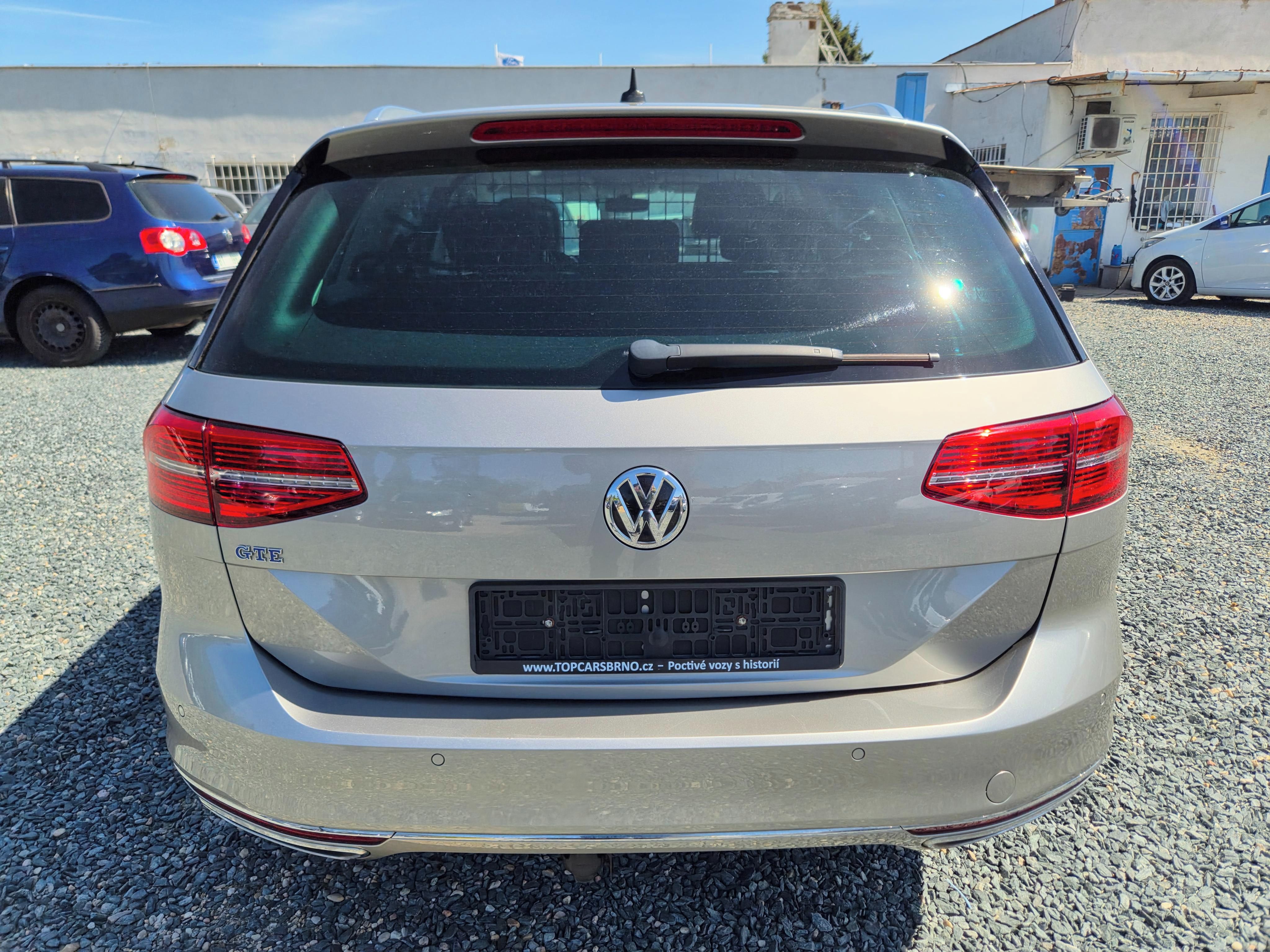 Volkswagen Passat Variant, GTE 1.4 TSI 12/2015 172TKM - fotka 6