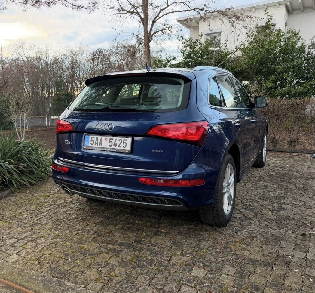Audi Q5, 2.0 TDI 140 kW S line Quattro - fotka 4